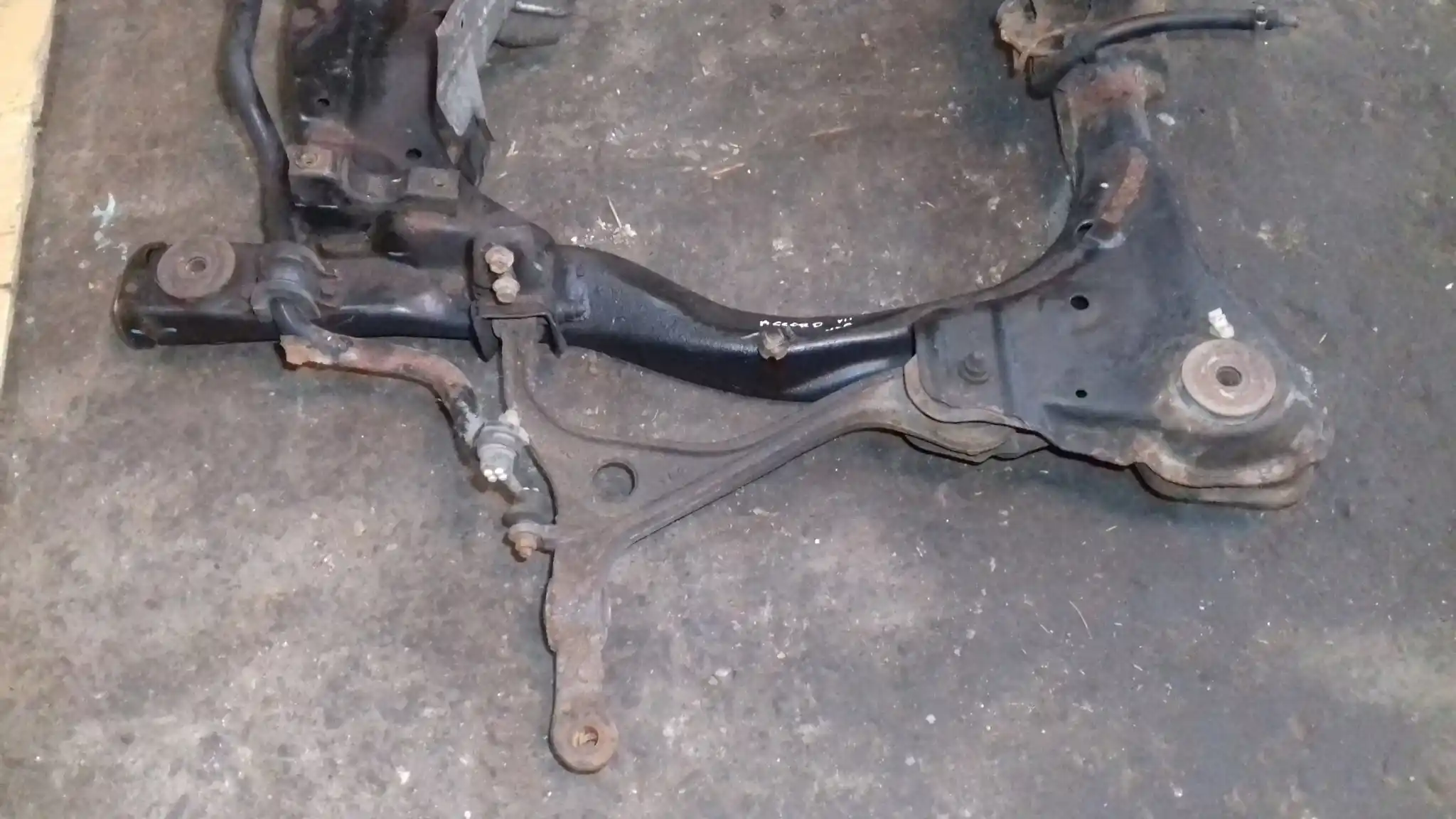 SANKI KOŁYSKA WÓZEK PRZÓD HONDA ACCORD VII SEDAN 02-
