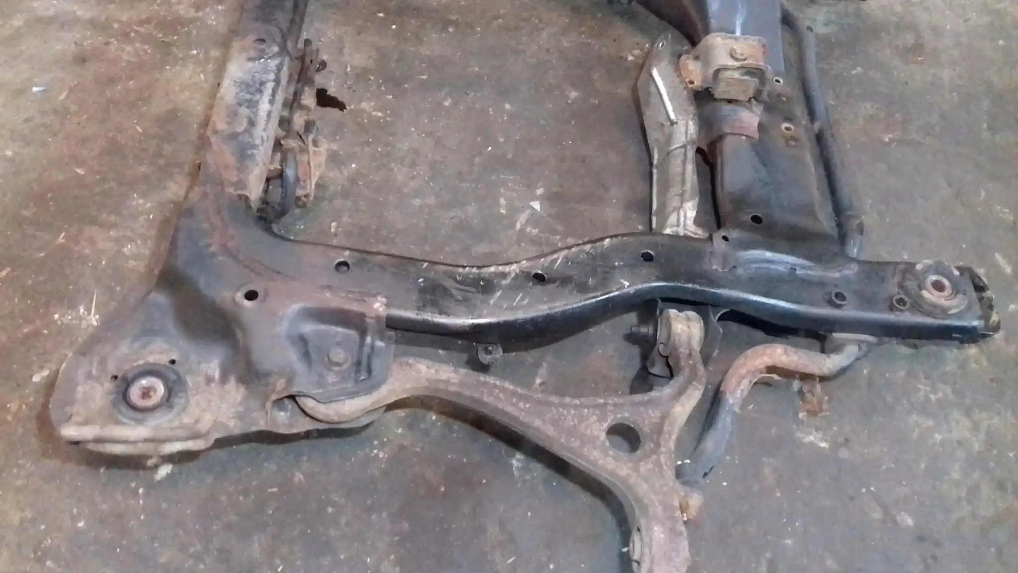 SANKI KOŁYSKA WÓZEK PRZÓD HONDA ACCORD VII SEDAN 02-