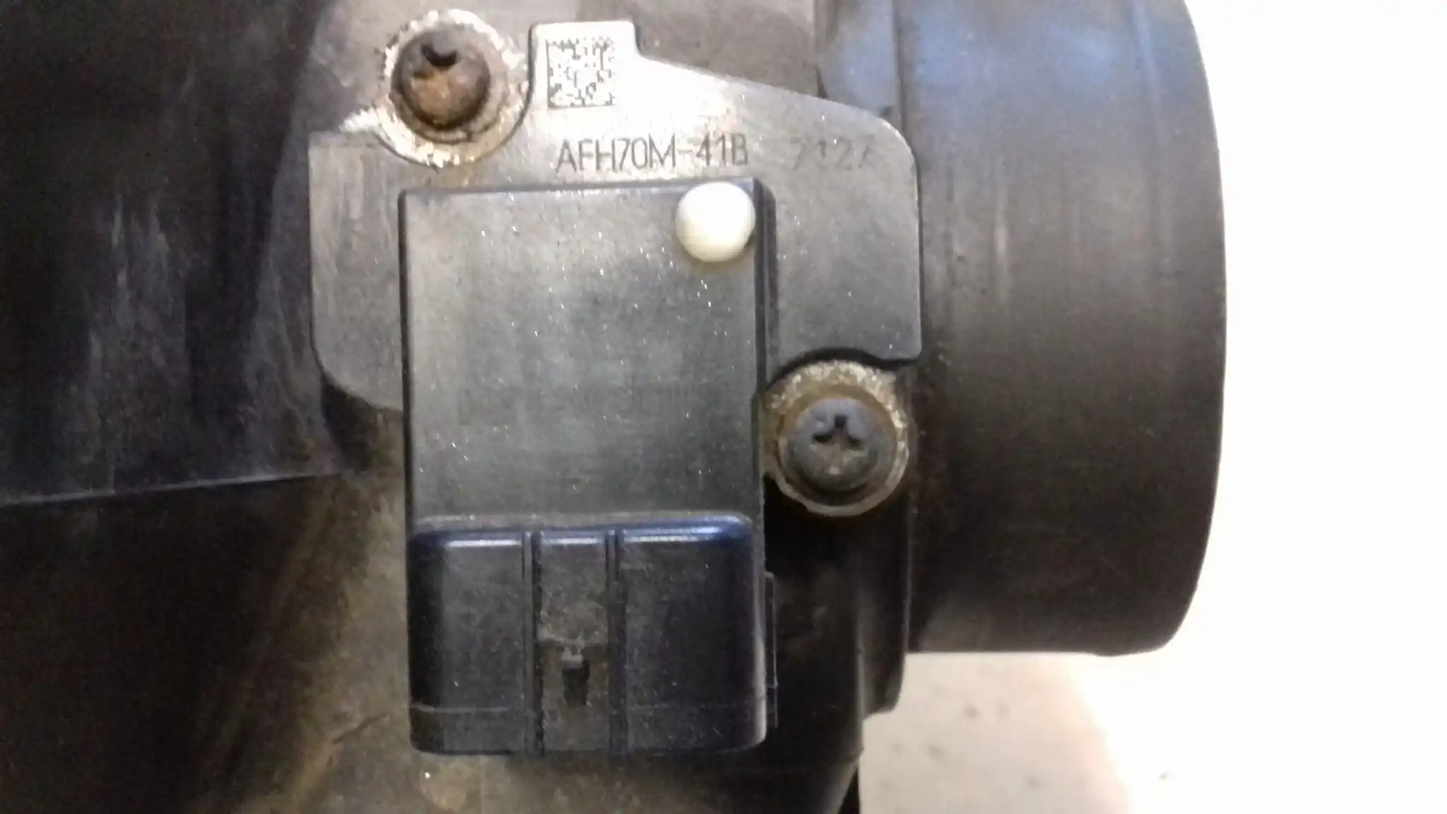 OBUDOWA FILTRA POWIETRZA PRZEPŁYWOMIERZ AFH70M41B HONDA ACCORD VII 2.4 02-