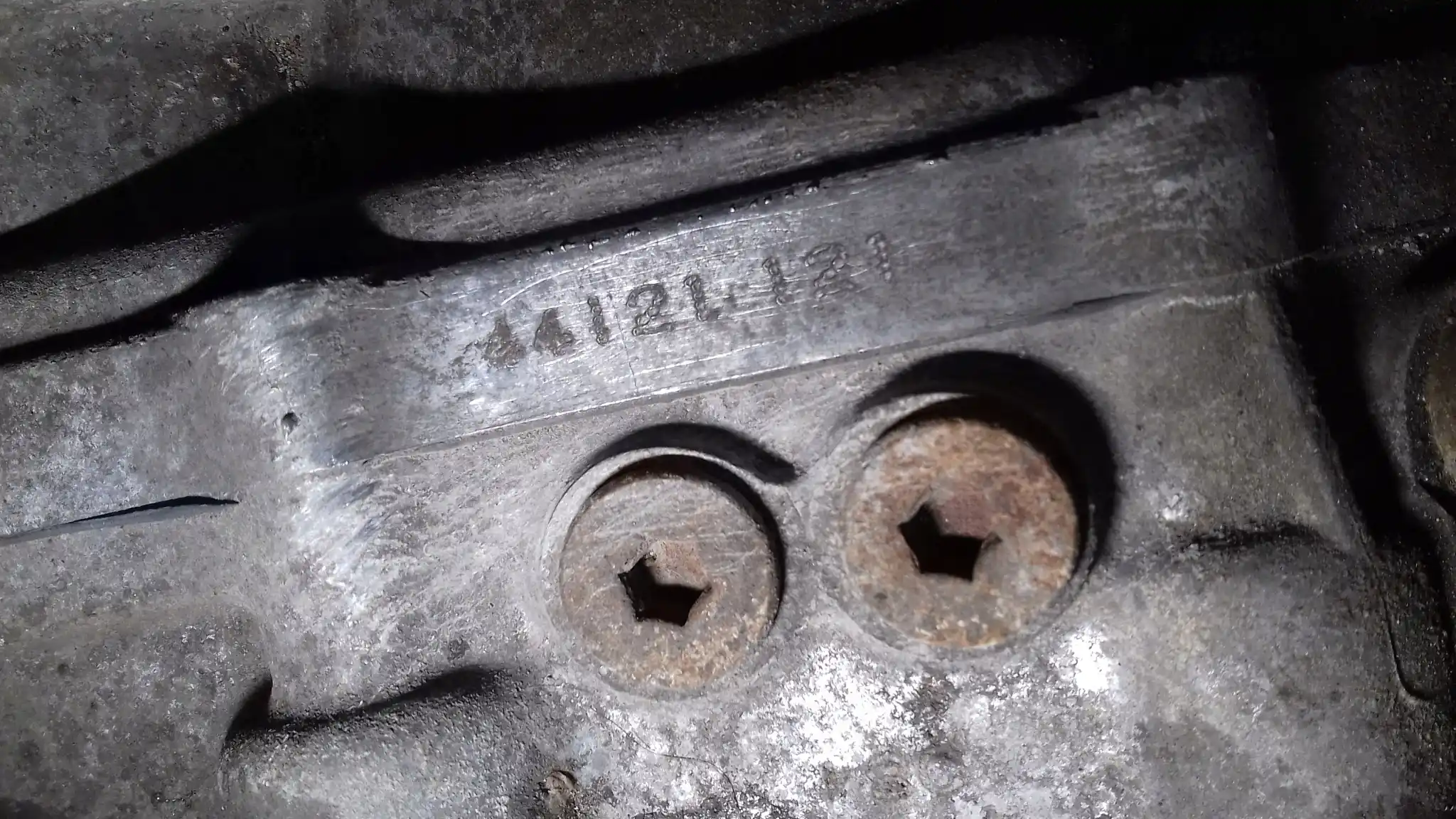 SKRZYNIA BIEGÓW PA2 SUZUKI LIANA 1.6 16V 01-