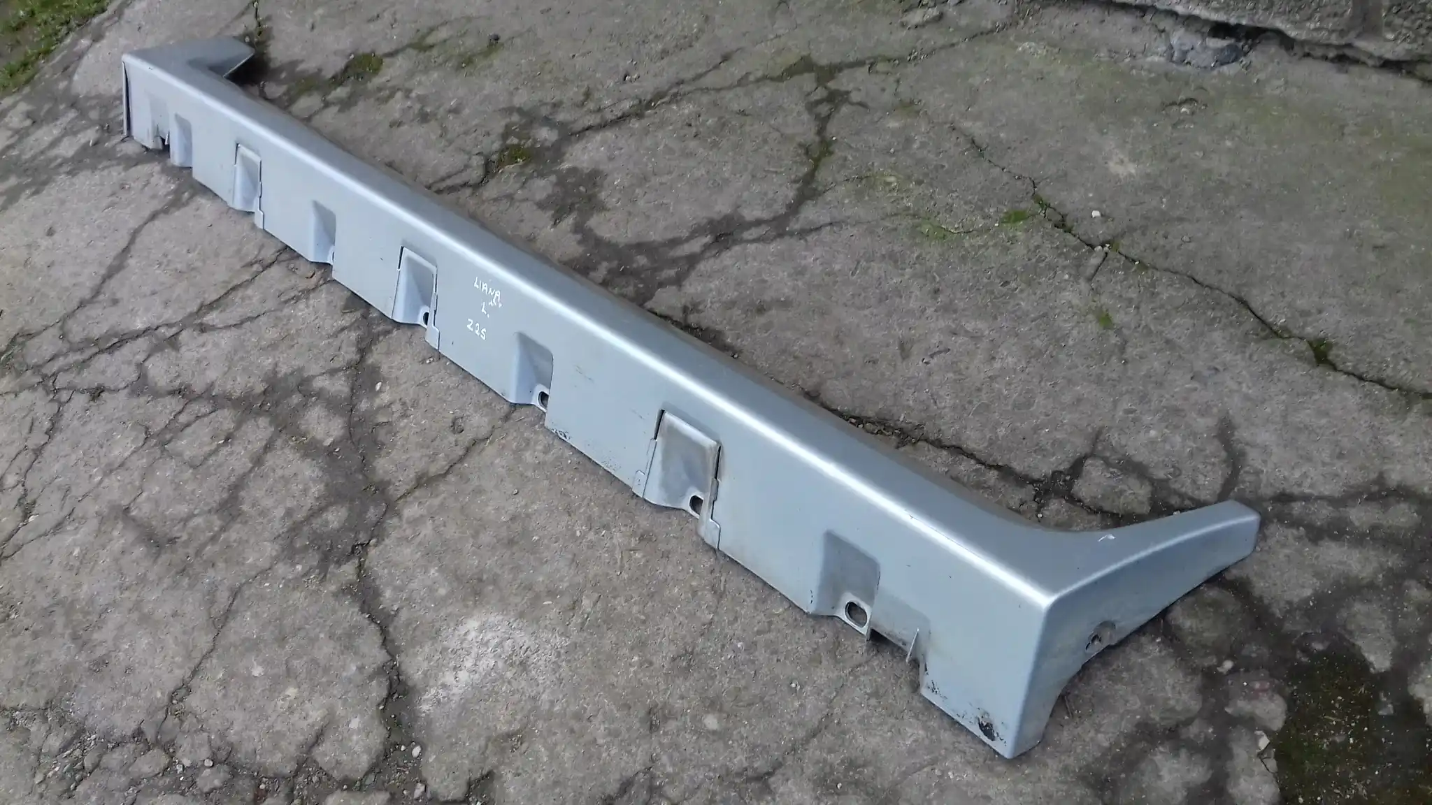 LISTWA NAKŁADKA PROGU LEWA 7722054GAO SUZUKI LIANA HB LIFT 04-