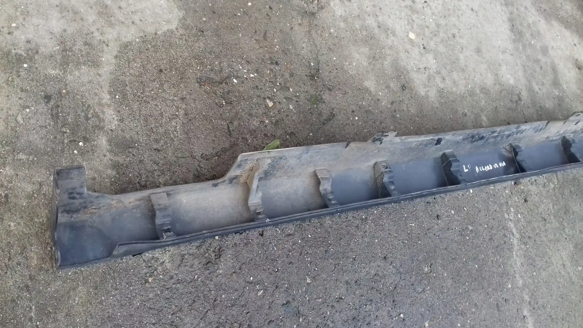 LISTWA PROGOWA LEWA PRAWA KOMPLET HONDA ACCORD VII SEDAN USA 02-