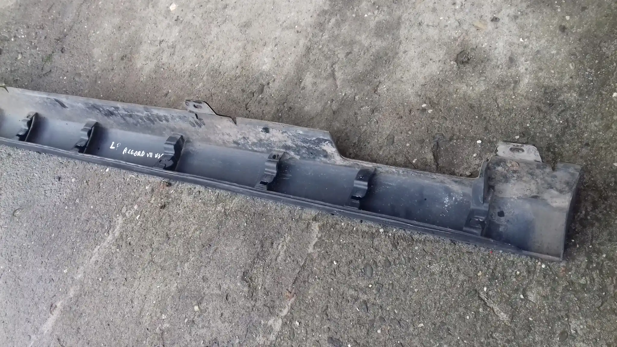 LISTWA PROGOWA LEWA PRAWA KOMPLET HONDA ACCORD VII SEDAN USA 02-