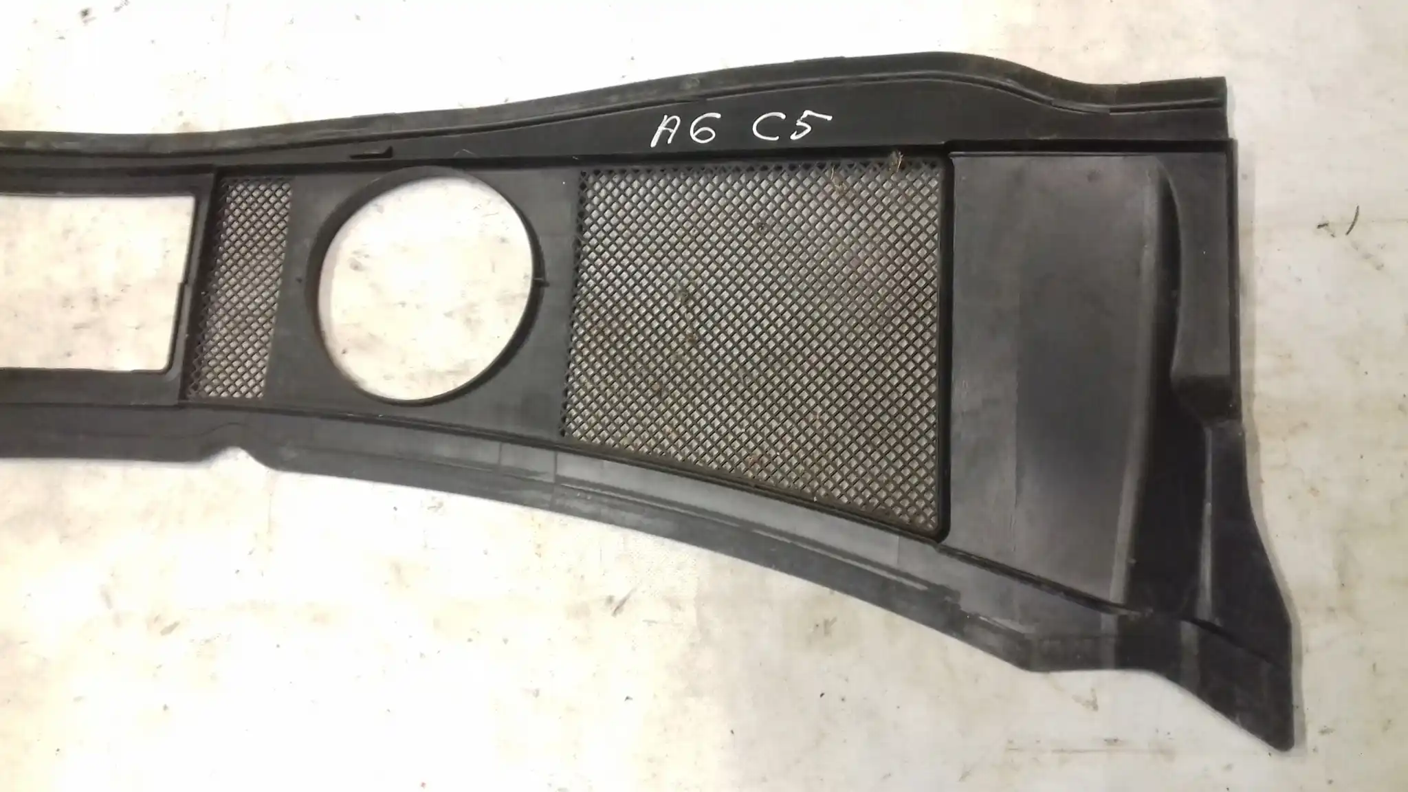 PODSZYBIE 4B1819417 AUDI A6 C5 97-
