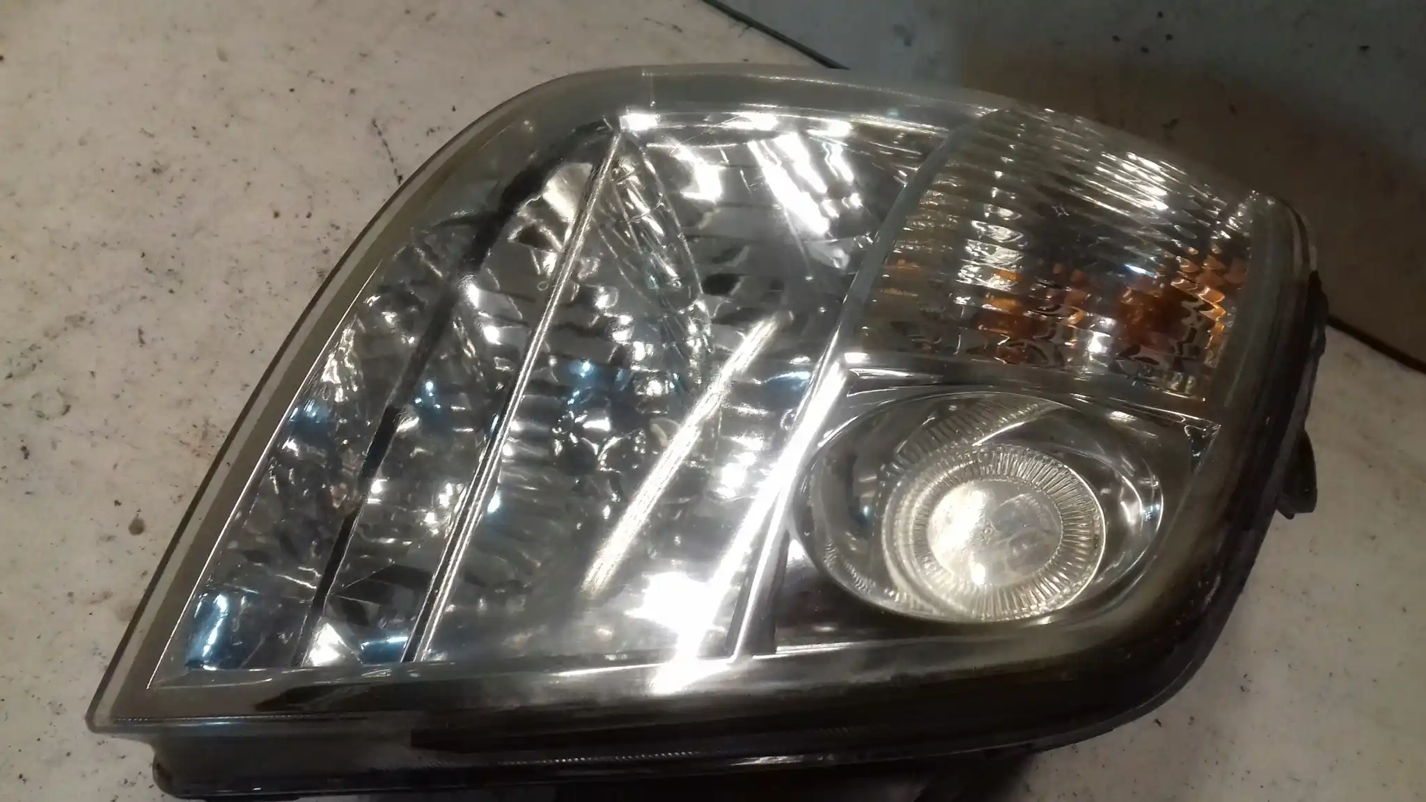 LAMPA PRAWY PRZÓD PRZEDNIA KIA PICANTO I 5D HB 03-07