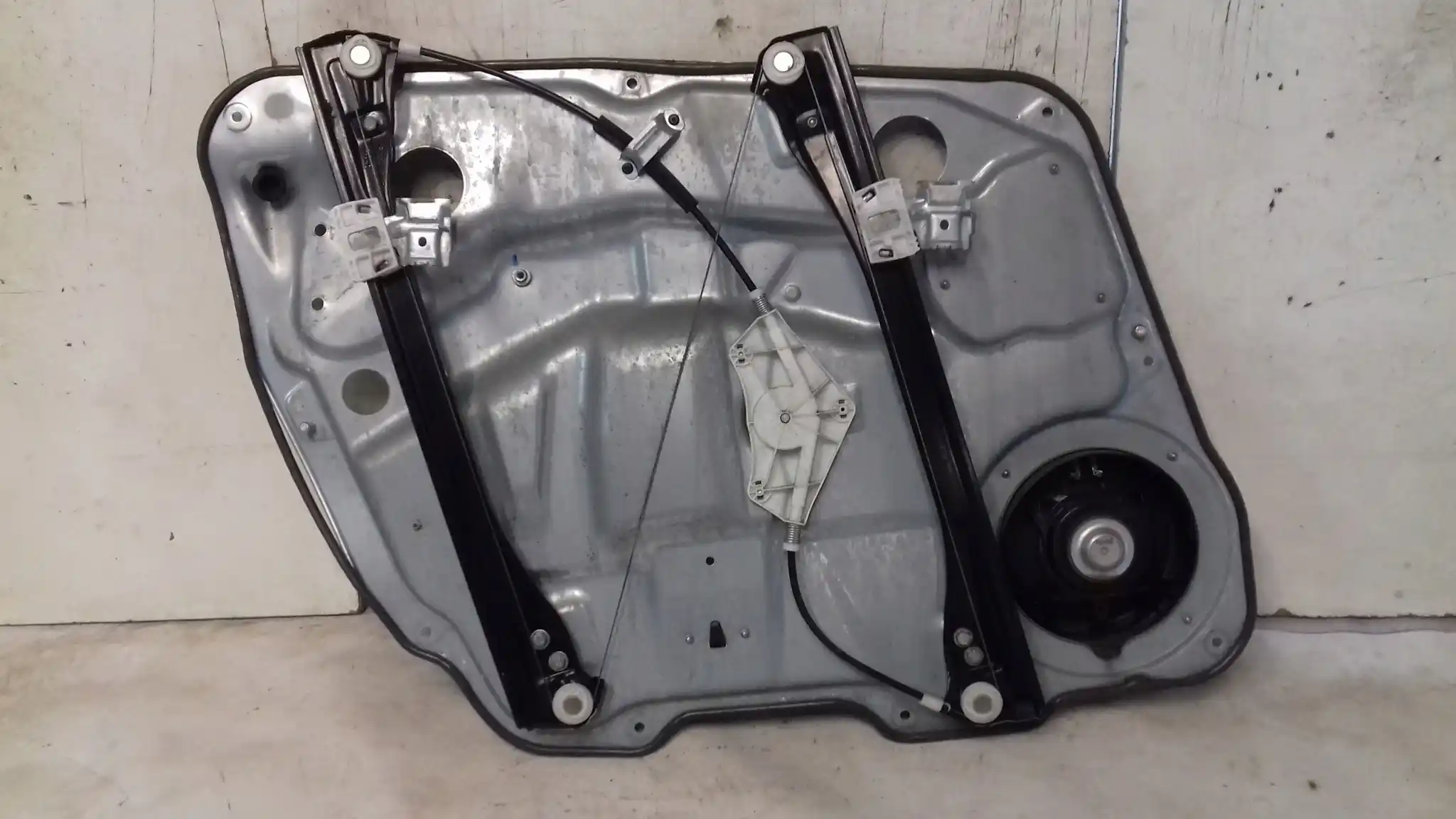 MECHANIZM SILNICZEK SZYBY PRAWY PRZÓD MERCEDES ML W164 05-