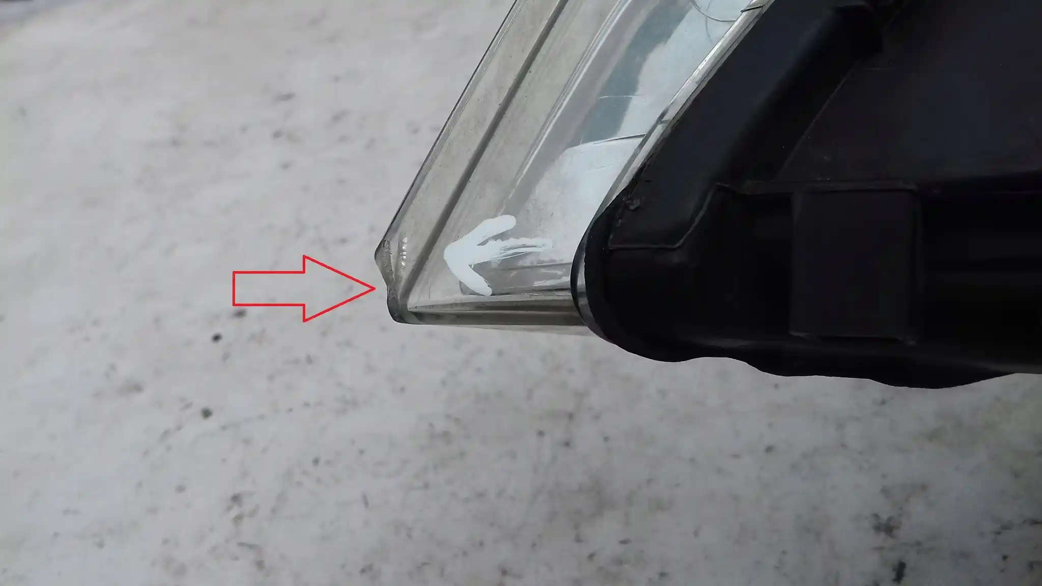 LAMPA PRAWY PRZÓD PRZEDNIA 130702310900 RENAULT MEGANE III 08-13