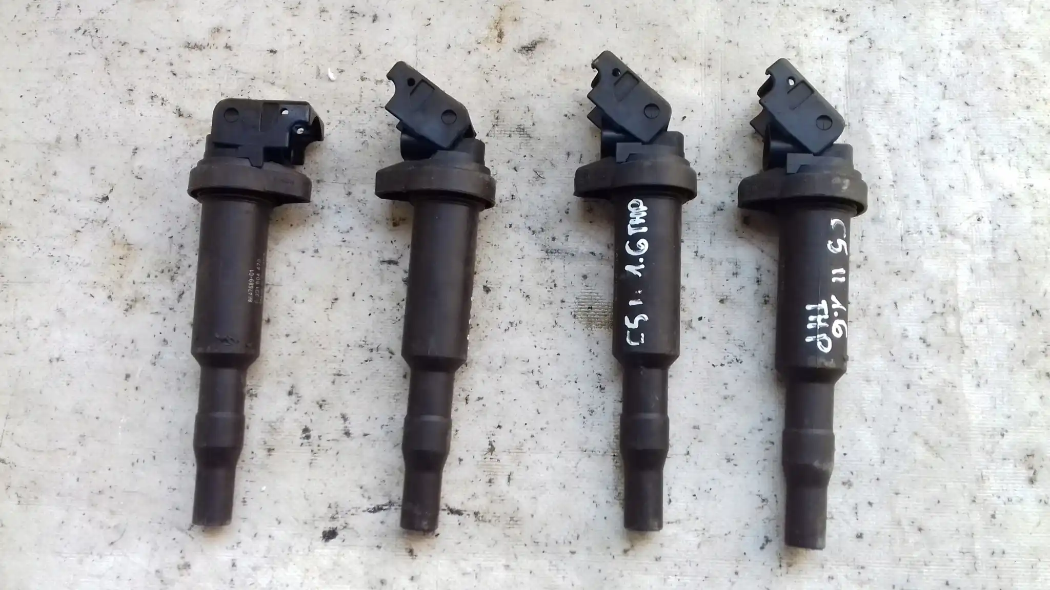 CEWKA ZAPŁONOWA 0221504470 CITROEN C5 III X7 1.6 THP 07-