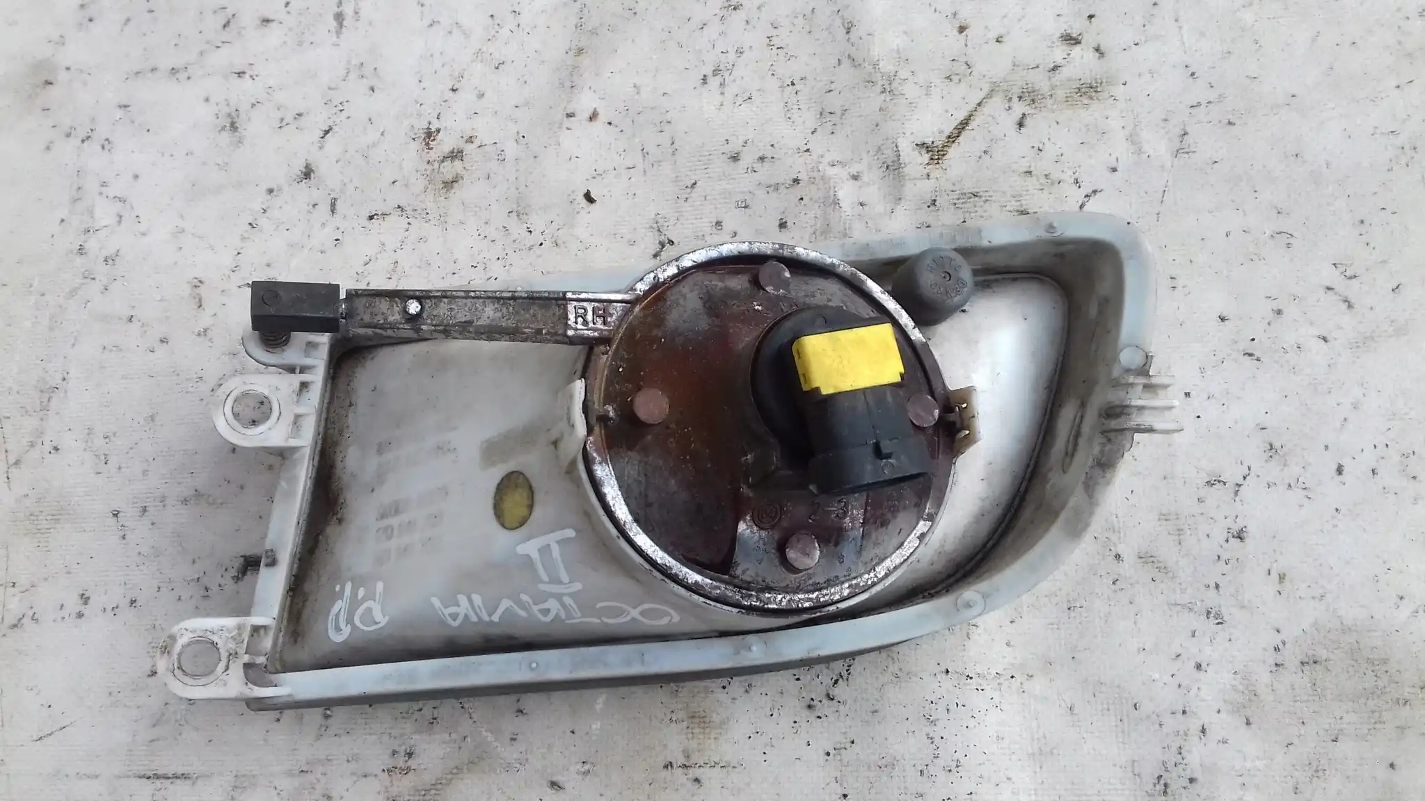 HALOGEN PRAWY PRZÓD PRZEDNI 1Z0941700 SKODA OCTAVIA II 2 04-