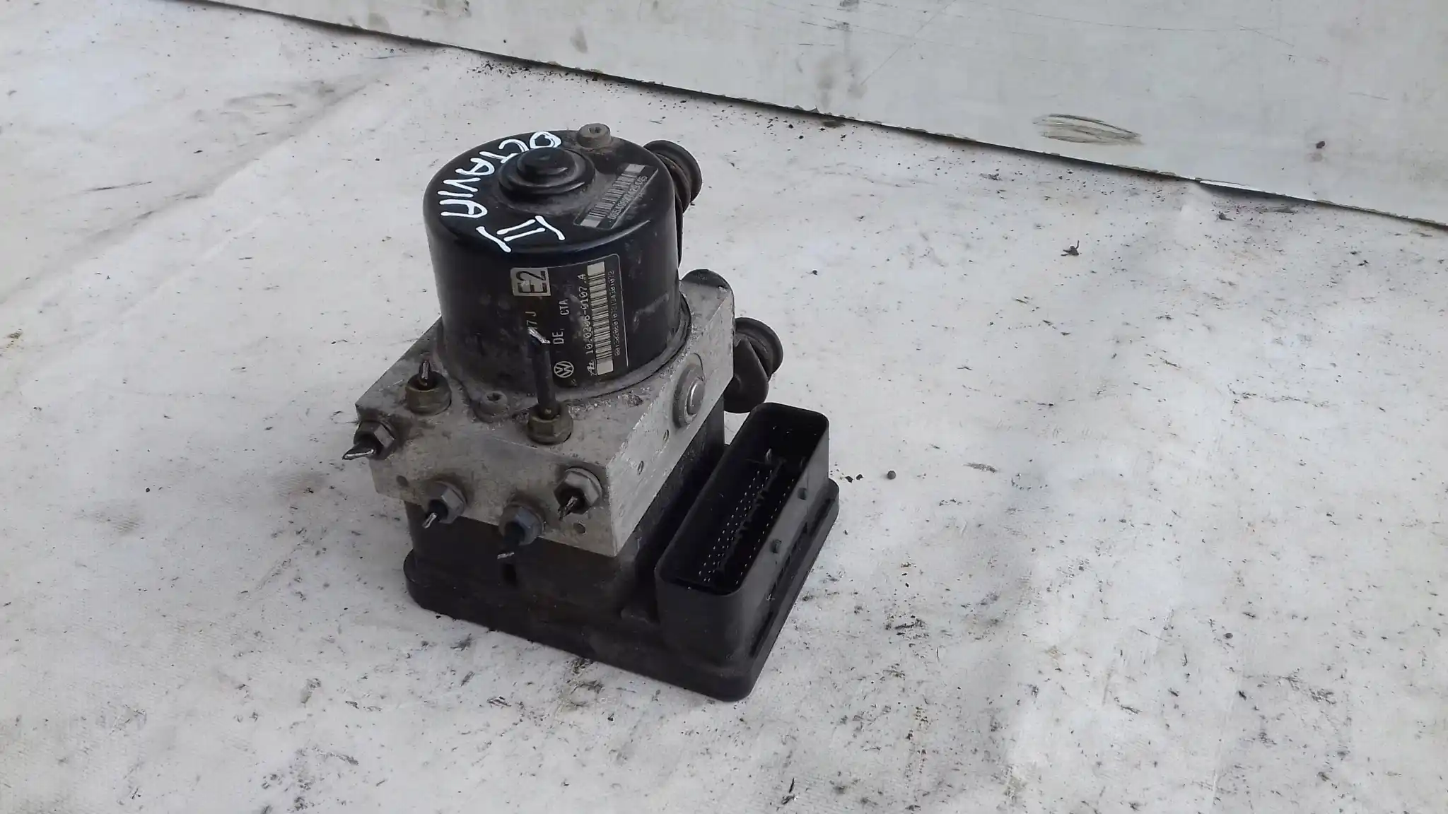 POMPA ABS 1K0614517J 1K0907379K SKODA OCTAVIA II 2 04-