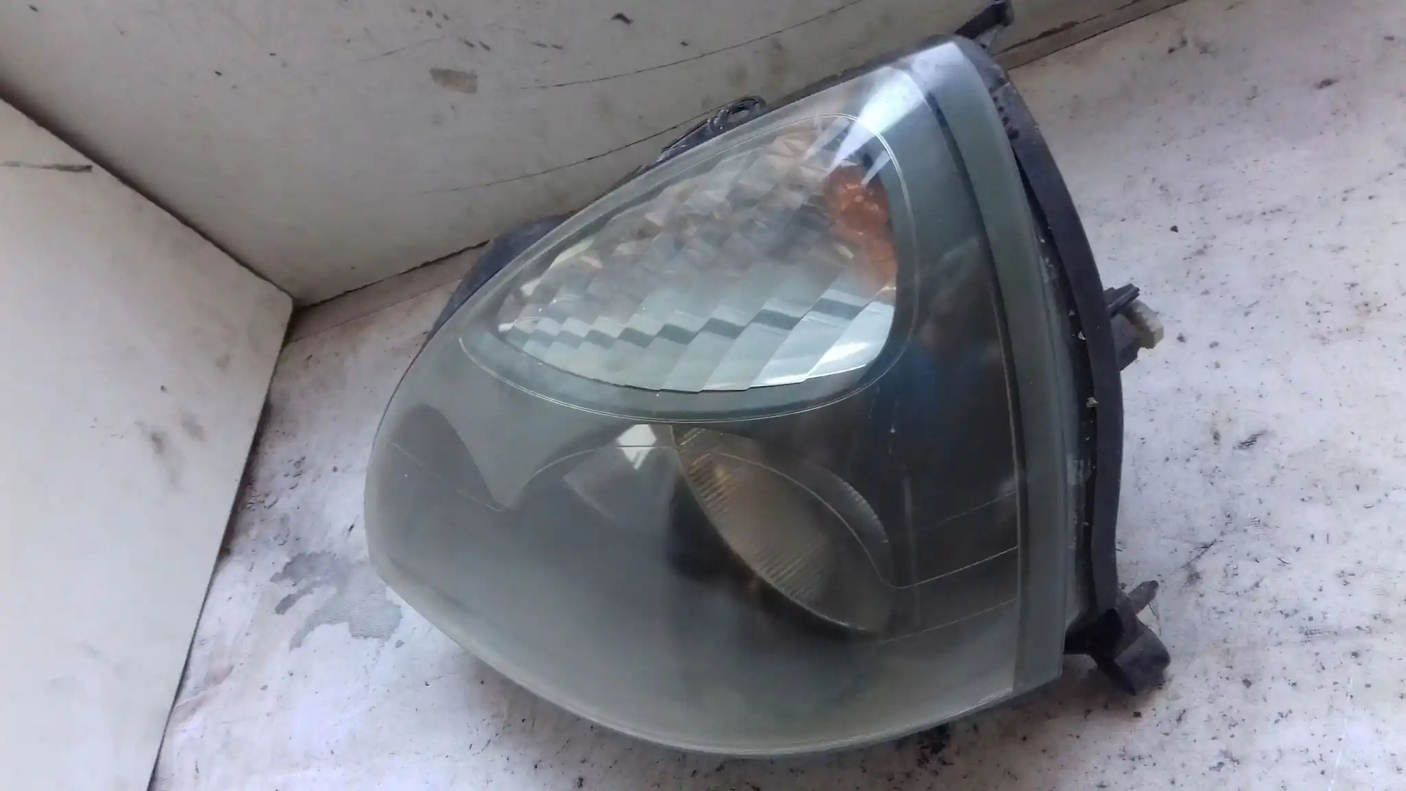 LAMPA LEWY PRZÓD PRZEDNIA RENAULT CLIO II LIFT 01-