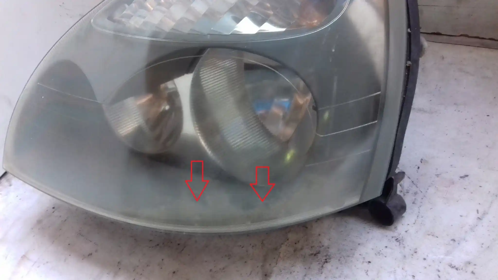 LAMPA LEWY PRZÓD PRZEDNIA RENAULT CLIO II LIFT 01-