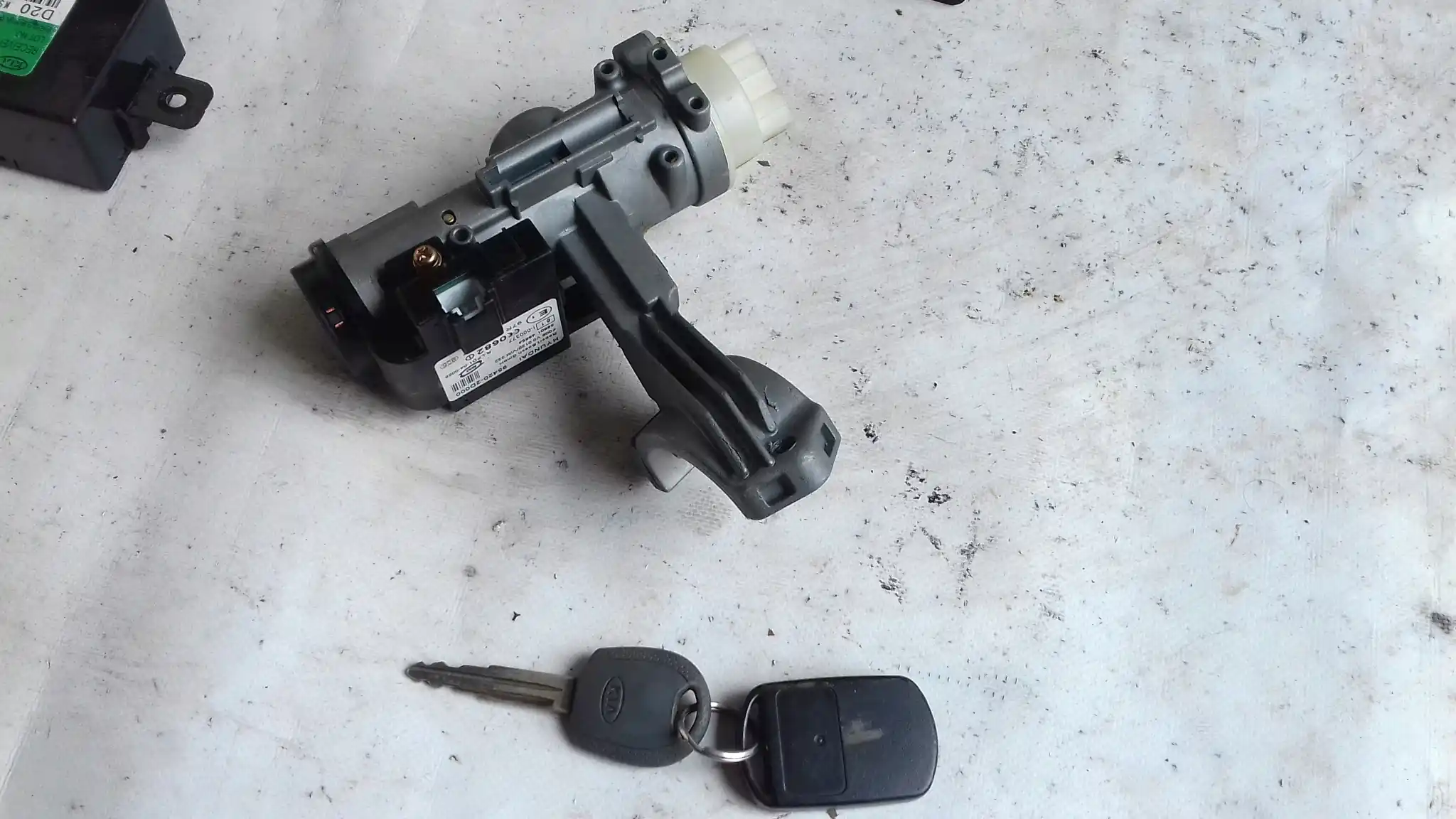 KOMPUTER 391072A110 ZESTAW IMMO KIA CERATO I 1.5 CRDI 03-08