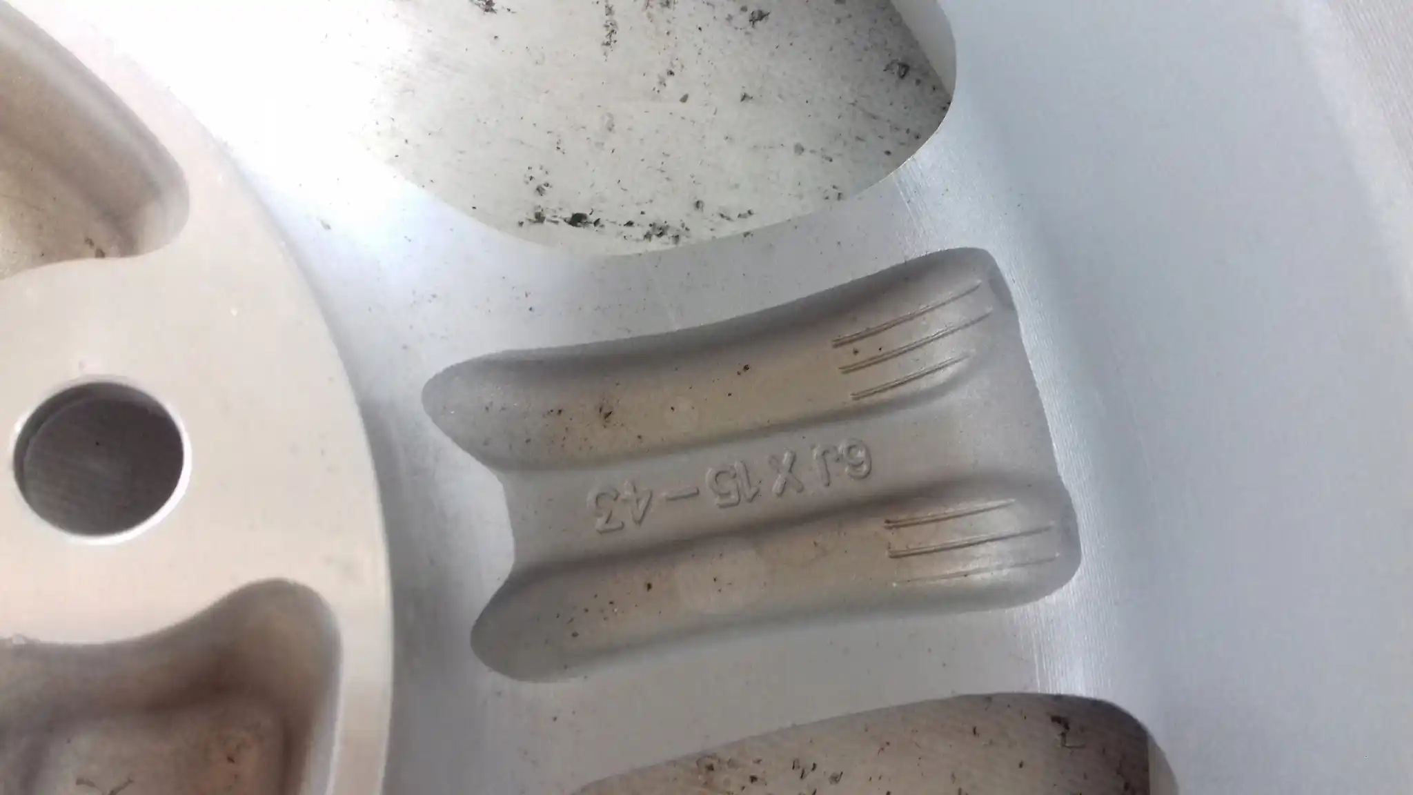FELGA ALUMINIOWA KIA 4x114,3 6Jx15''
