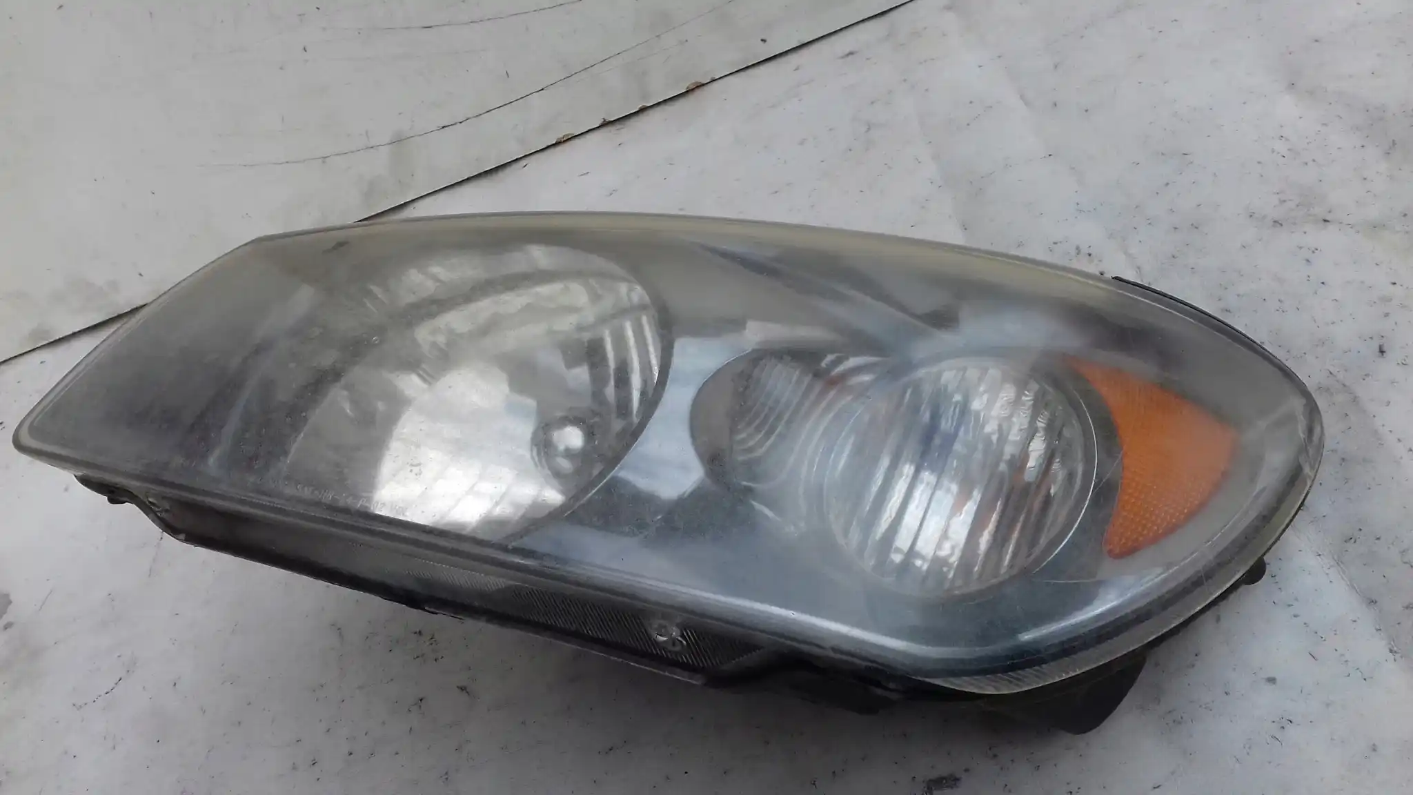 LAMPA LEWY PRZÓD PRZEDNIA KIA CERATO I 03-06