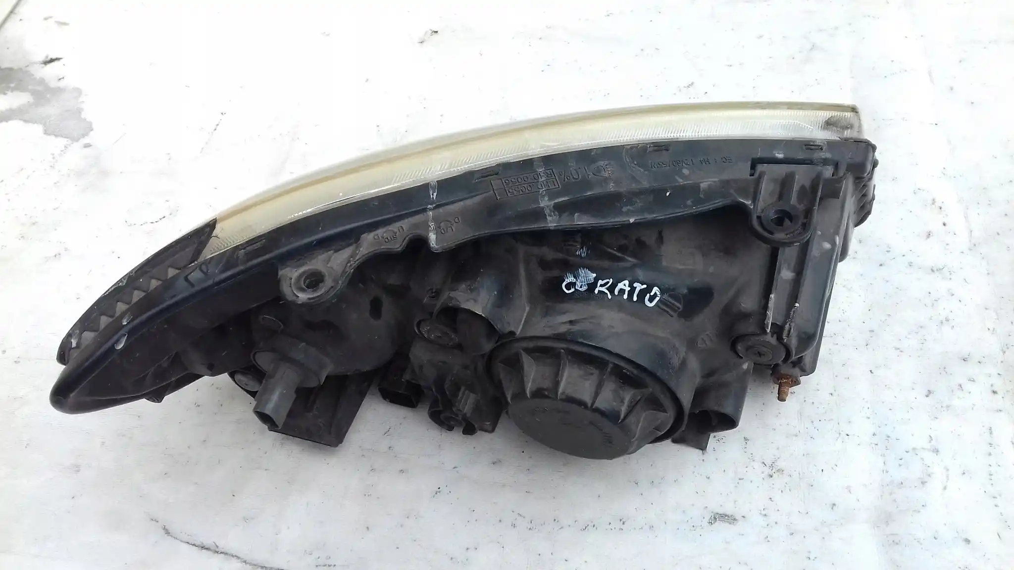 LAMPA LEWY PRZÓD PRZEDNIA KIA CERATO I 03-06