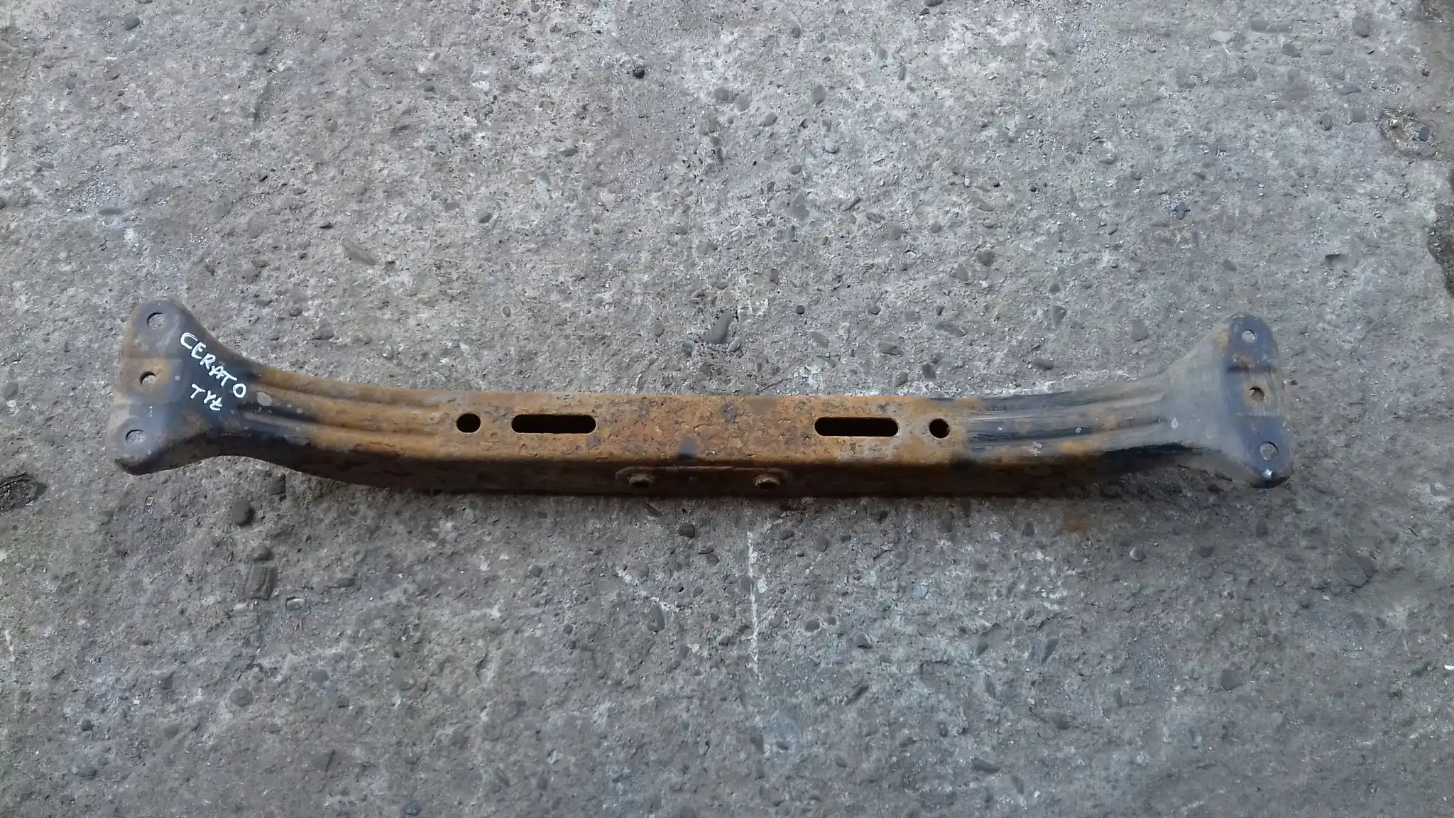 BELKA ZAWIESZENIA TYŁ TYLNA KIA CERATO I HB 03-08