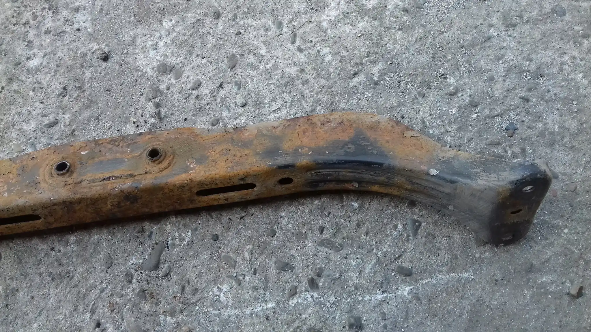 BELKA ZAWIESZENIA TYŁ TYLNA KIA CERATO I HB 03-08