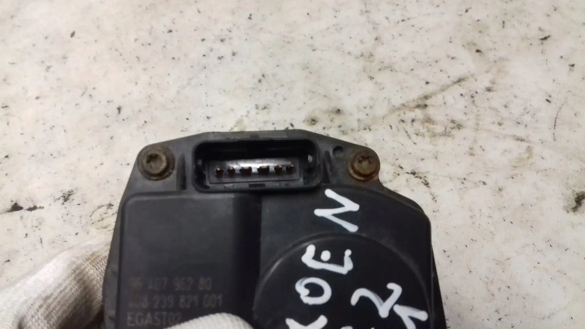 PRZEPUSTNICA 9640796280 CITROEN C2 1.1 8V 03-08