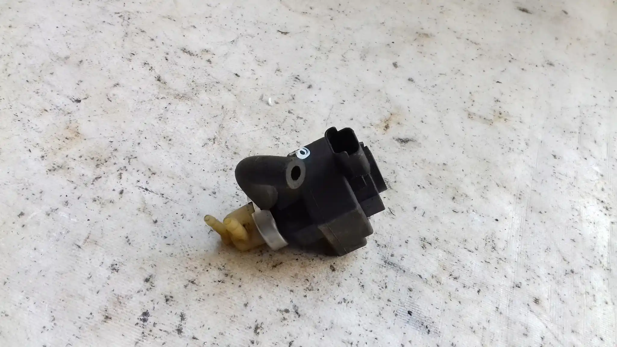 ZAWOREK ZAWÓR PODCIŚNIENIA V759537280 CITROEN C5 III X7 1.6 THP 07-