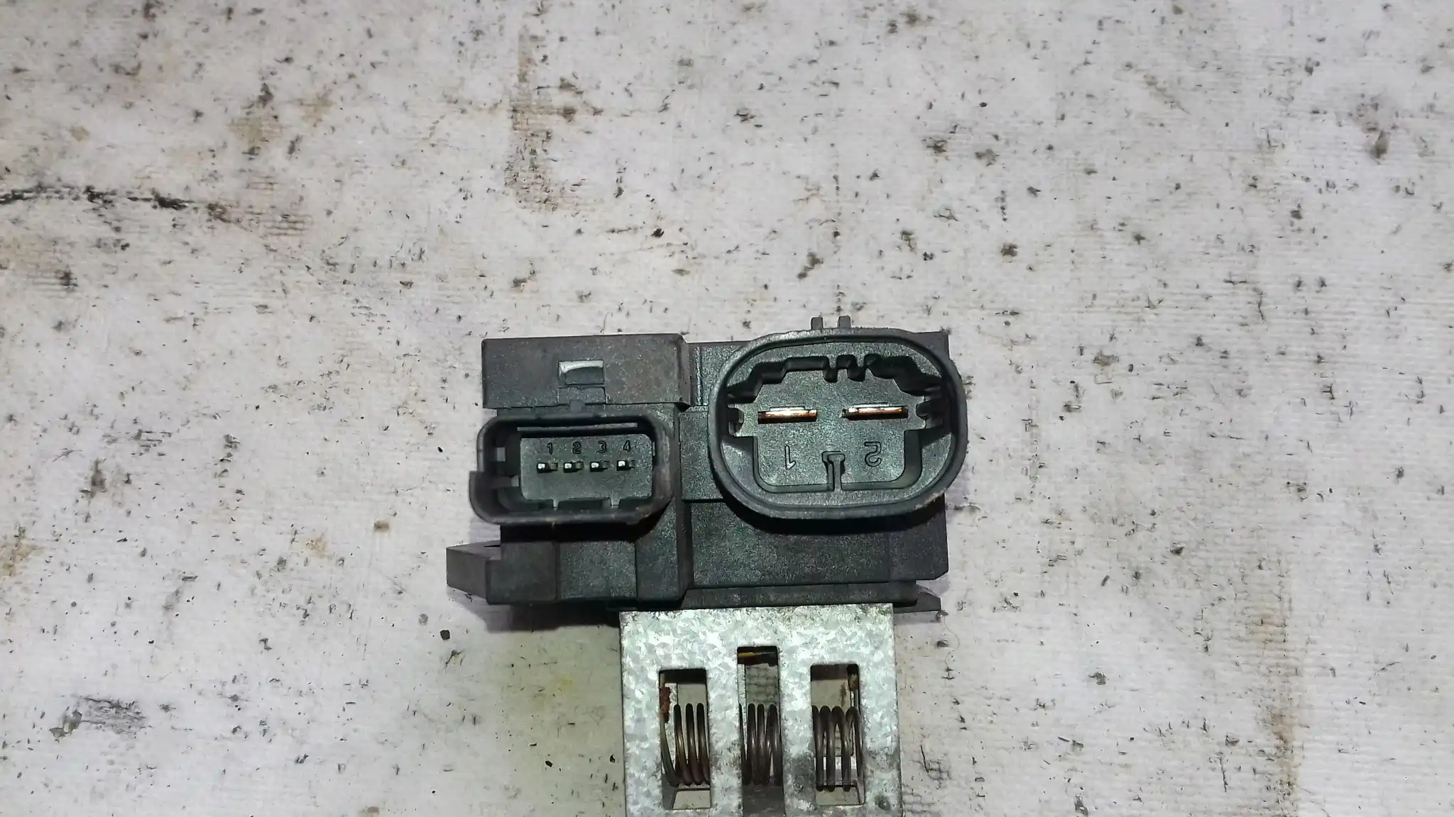 OPORNICA REZYSTOR WENTYLATORA 9827870080 CITROEN C5 III X7 1.6 THP 07-