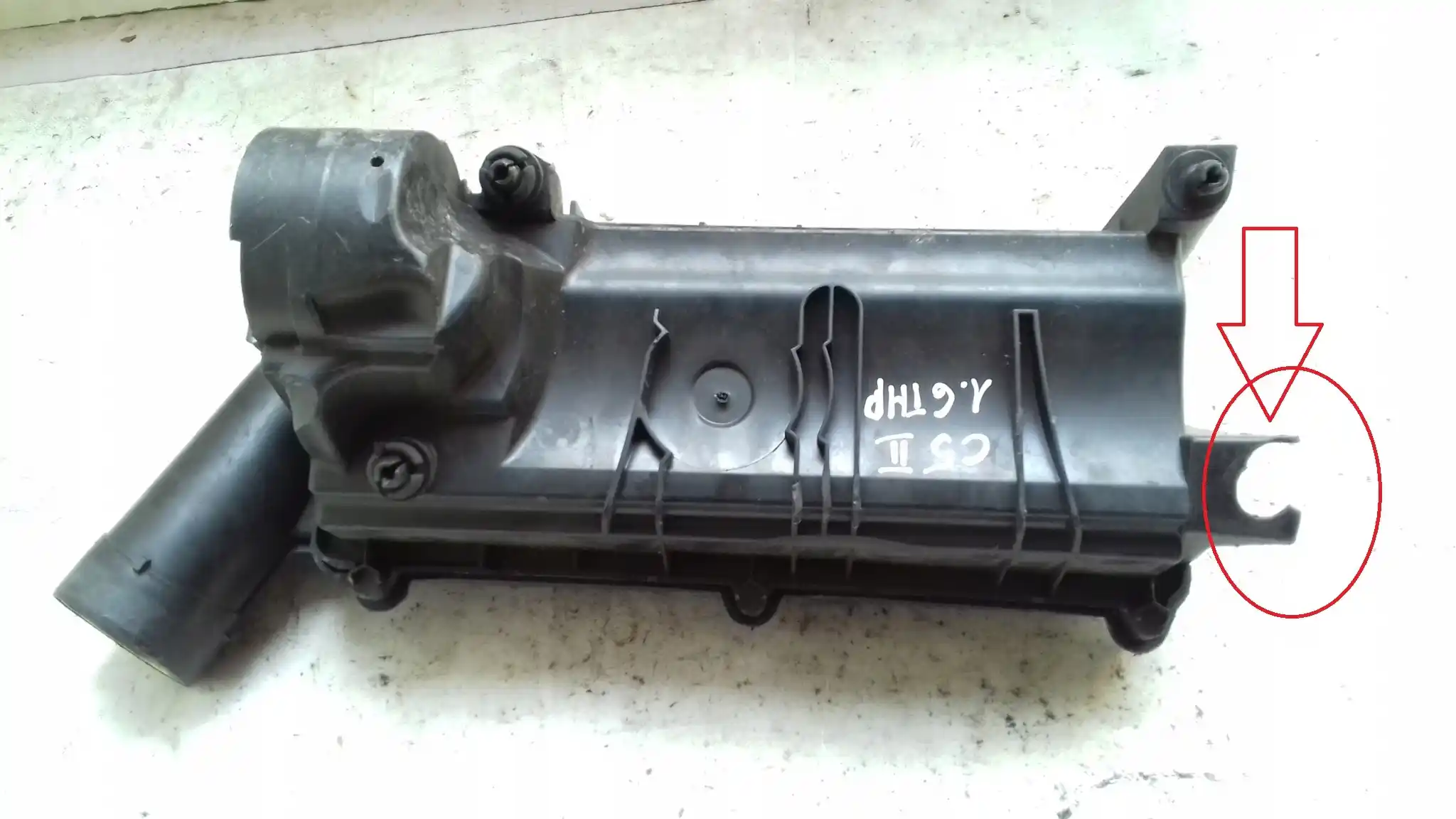 OBUDOWA FILTRA POWIETRZA V75836818008 CITROEN C5 III X7 1.6 THP 07-