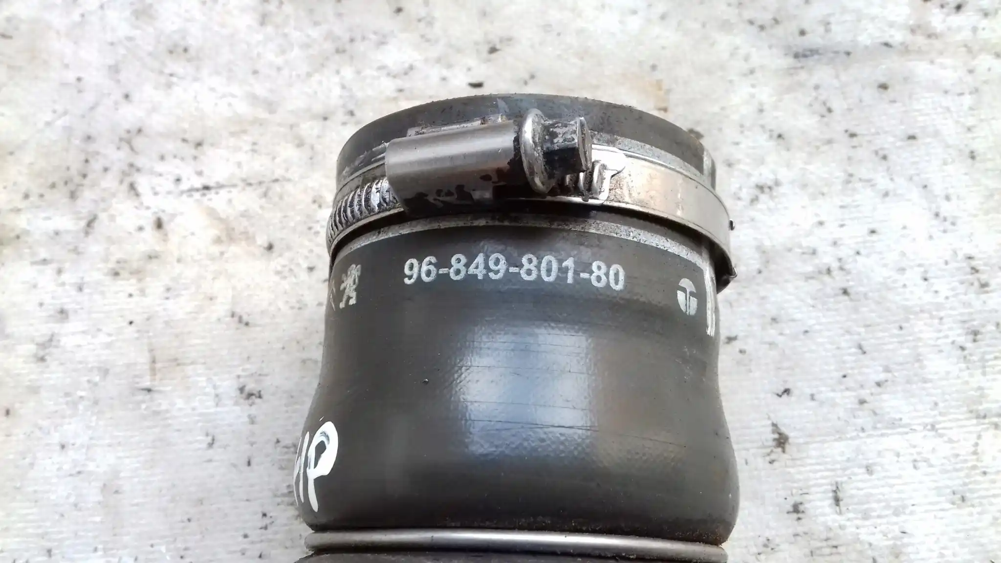 DOLOT RURA POWIETRZA 9684980180 CITROEN C5 III X7 1.6 THP 07-