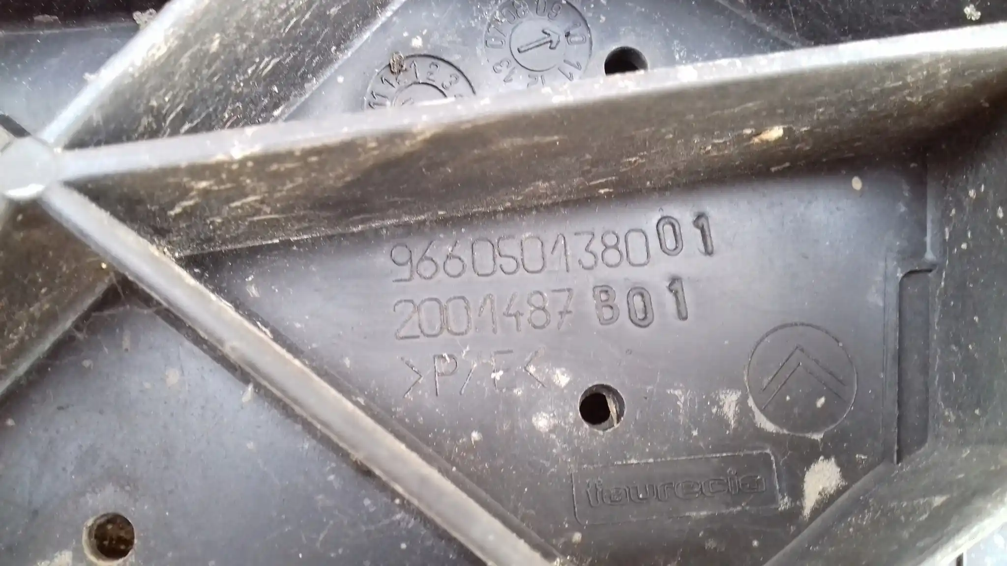 BELKA WZMOCNIENIE ZDERZAKA PRZÓD 9660501380 CITROEN C5 III X7 07-