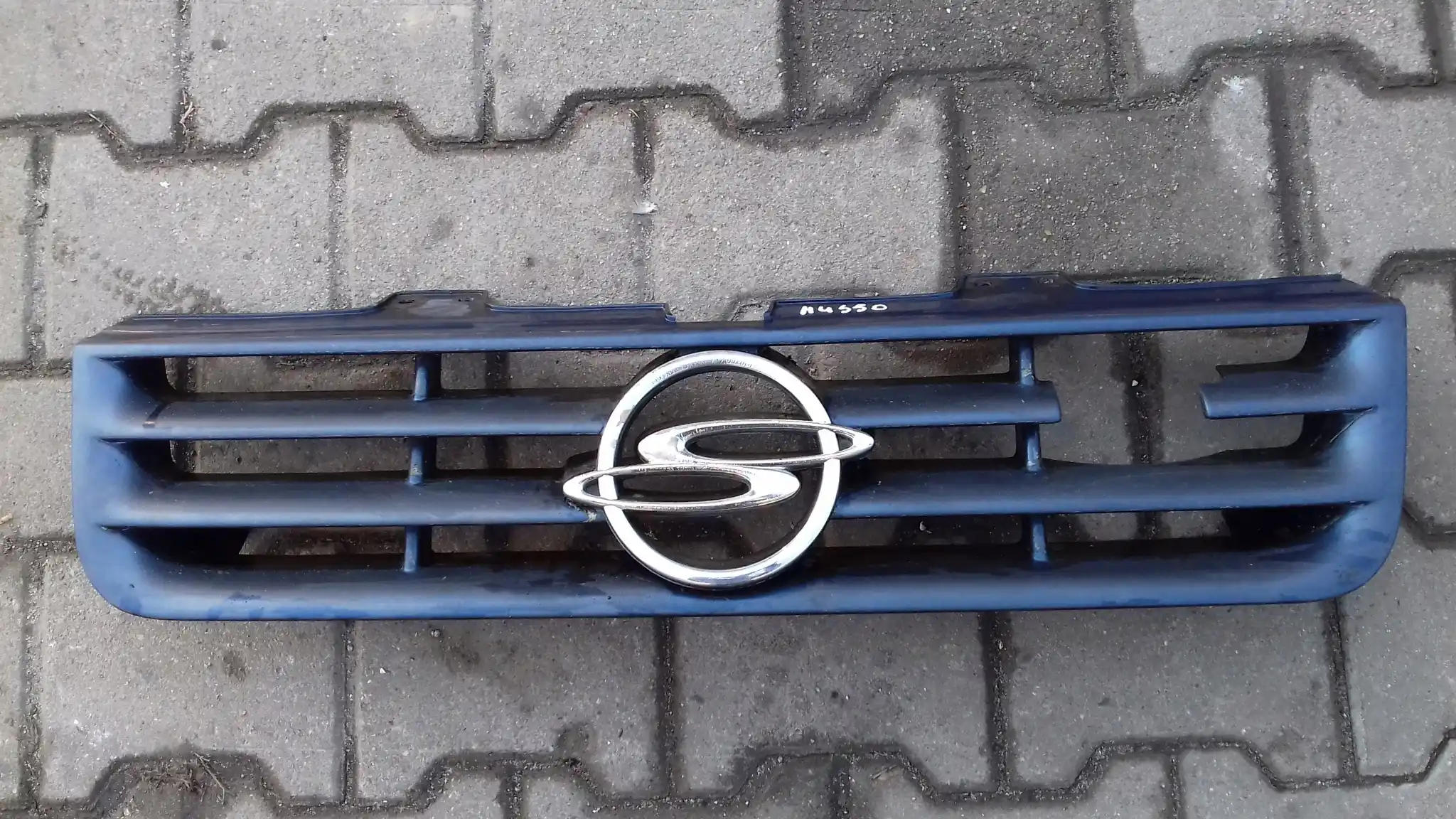 GRILL ATRAPA CHŁODNICY SSANGYONG MUSSO 93-97