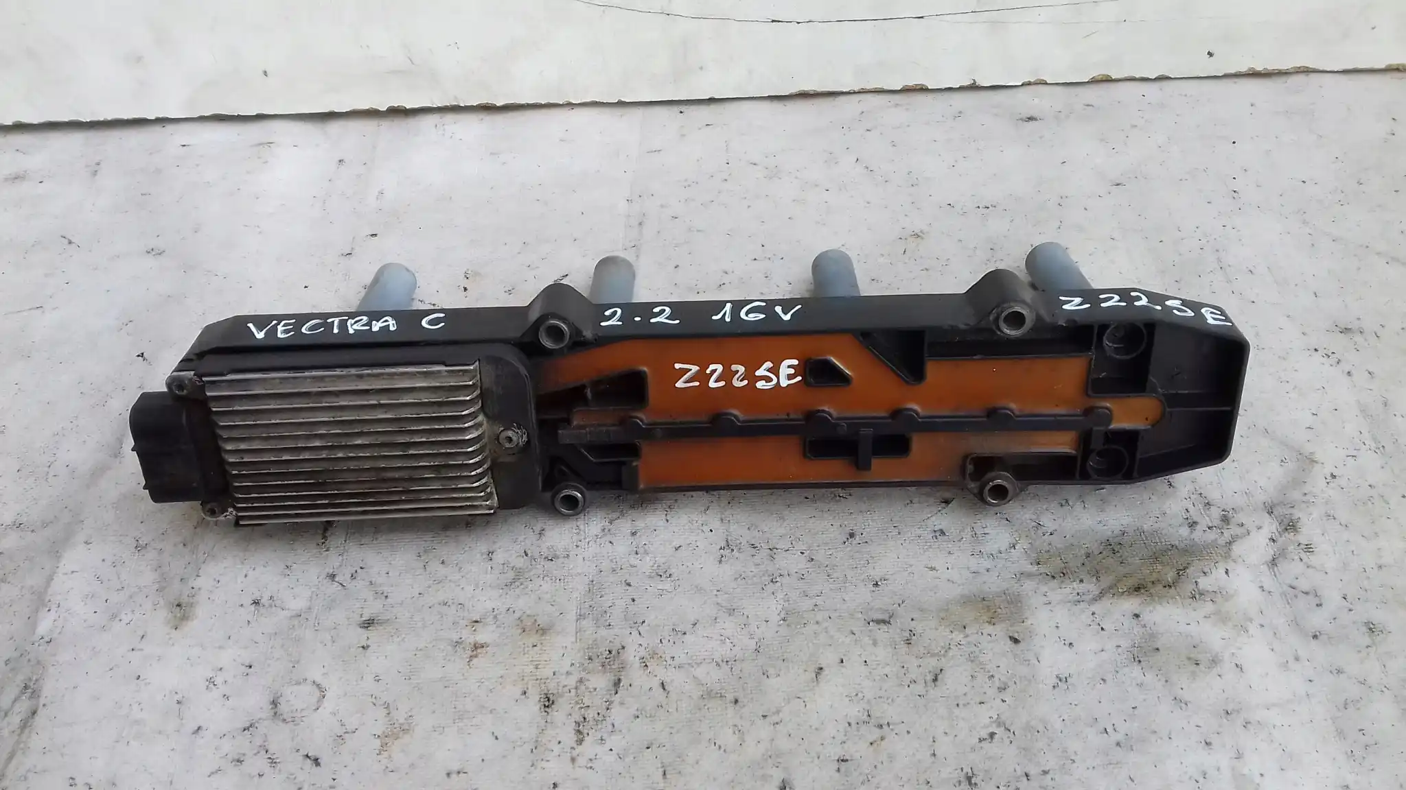 CEWKA ZAPŁONOWA 2567686 OPEL VECTRA C SIGNUM 2.2 16V Z22SE 02-