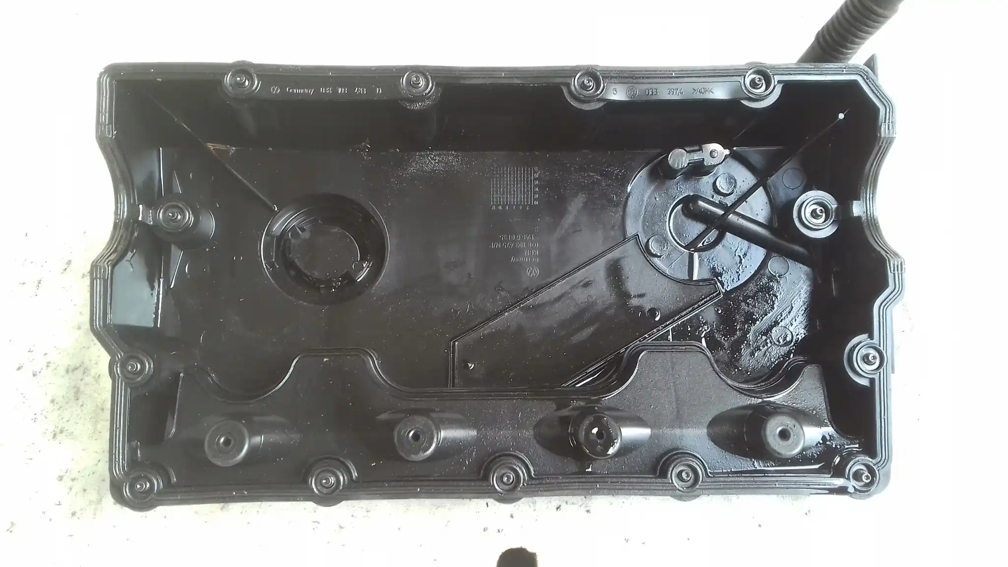 POKRYWA ZAWORÓW 038103469 038103475N/P AUDI A6 C5 1.9 TDI LIFT 01-