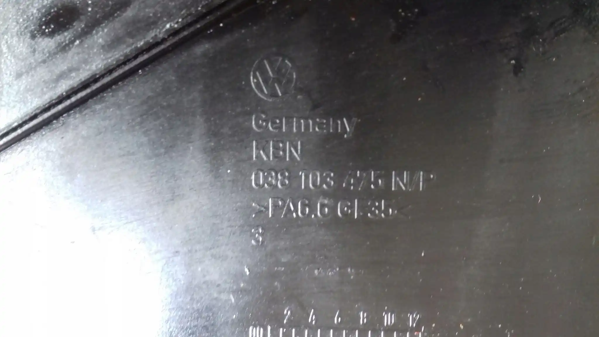 POKRYWA ZAWORÓW 038103469 038103475N/P AUDI A6 C5 1.9 TDI LIFT 01-