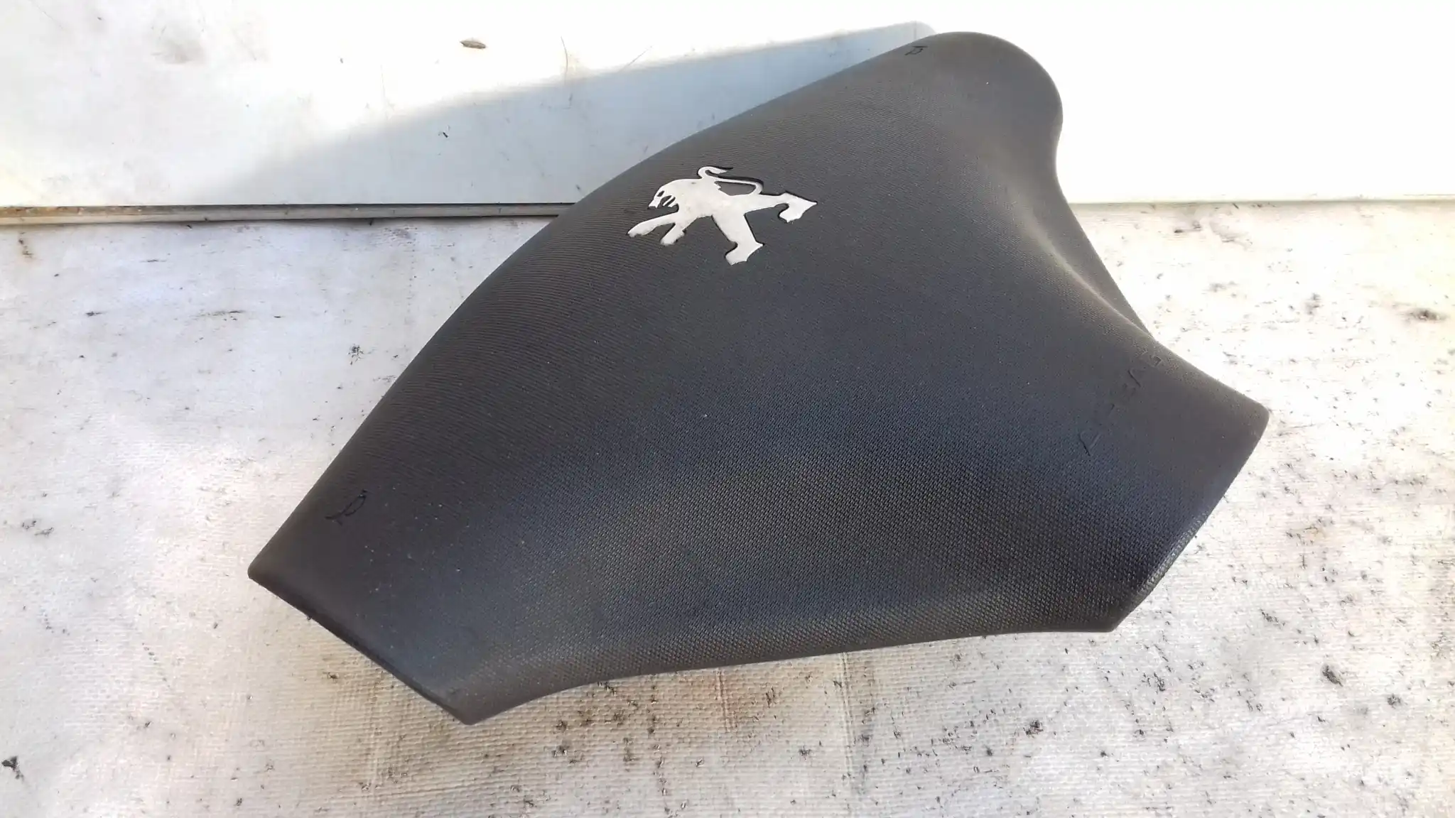 AIRBAG PODUSZKA POWIETRZNA KIEROWCY PEUGEOT 107 05-12
