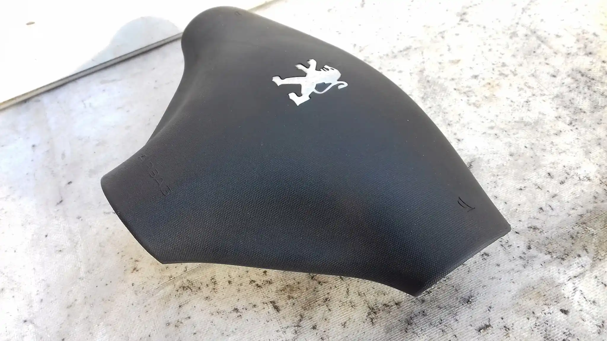 AIRBAG PODUSZKA POWIETRZNA KIEROWCY PEUGEOT 107 05-12