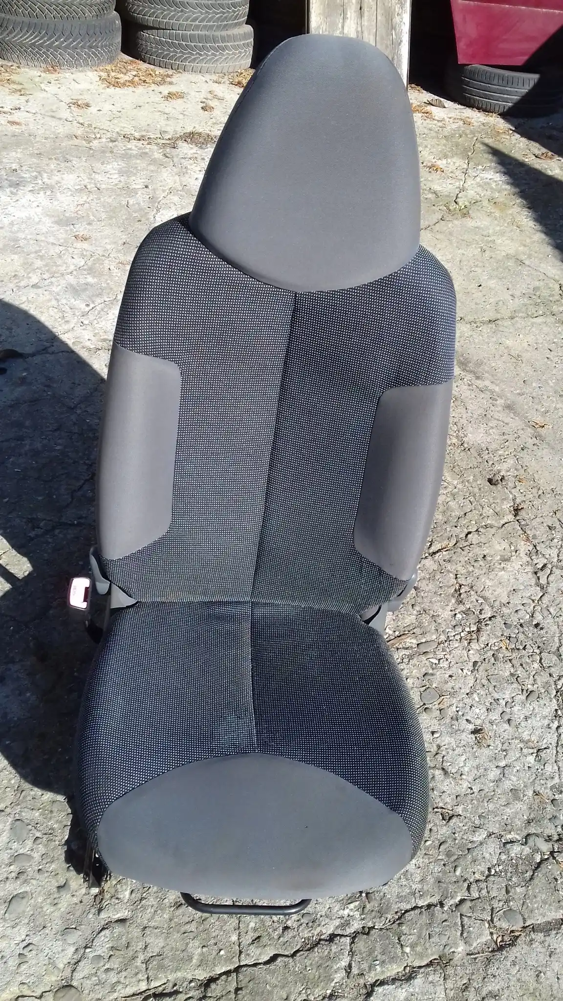 FOTEL LEWY PRZÓD PRZEDNI PEUGEOT 107 3D 05-