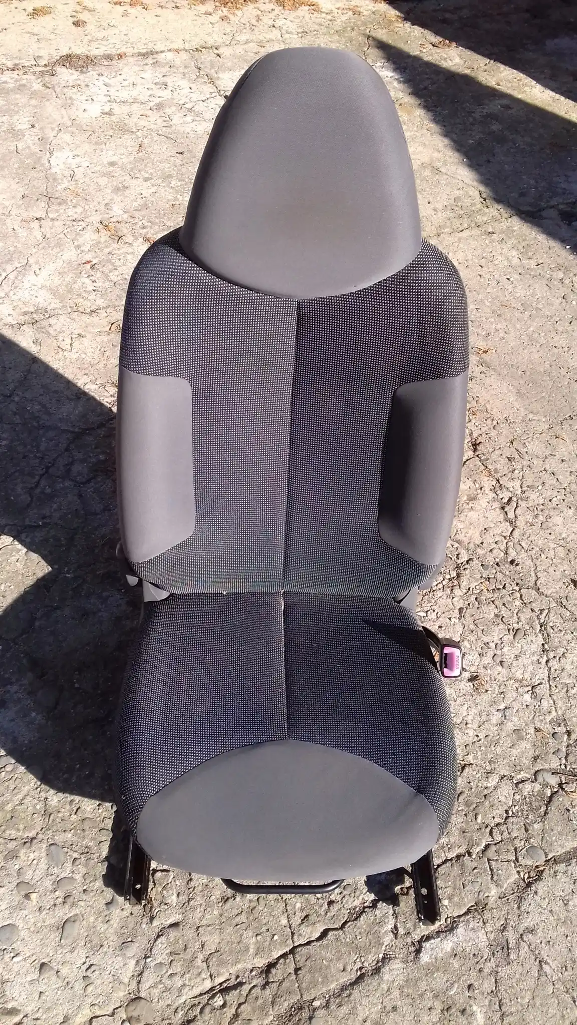 FOTEL PRAWY PRZÓD PRZEDNI PEUGEOT 107 3D 05-