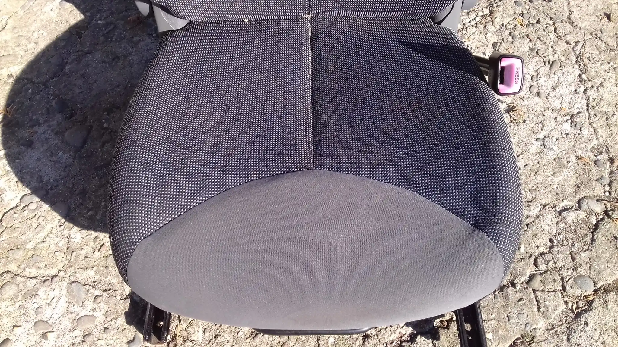 FOTEL PRAWY PRZÓD PRZEDNI PEUGEOT 107 3D 05-