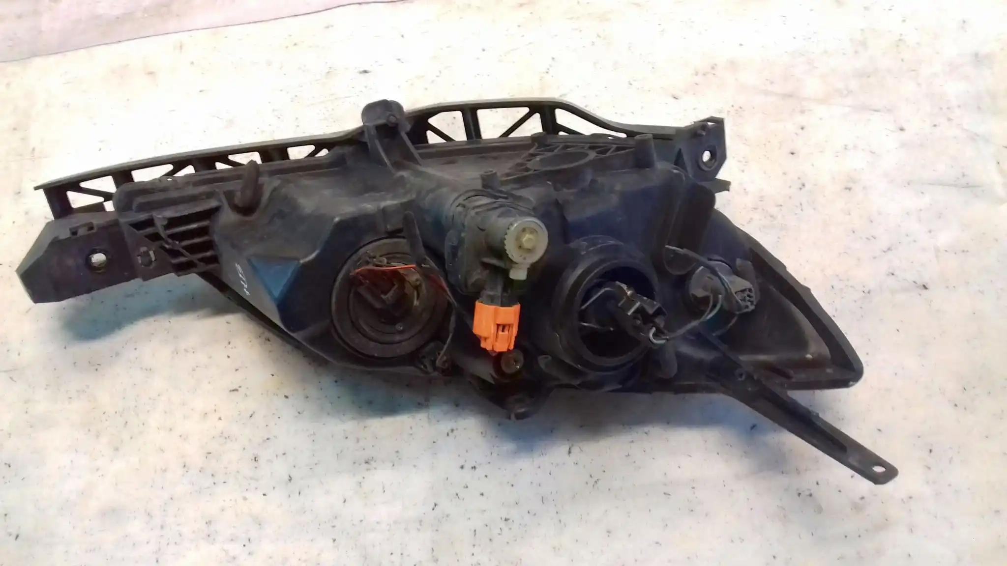 LAMPA LEWY PRZÓD PRZEDNIA MAZDA 3 BK HB 03-