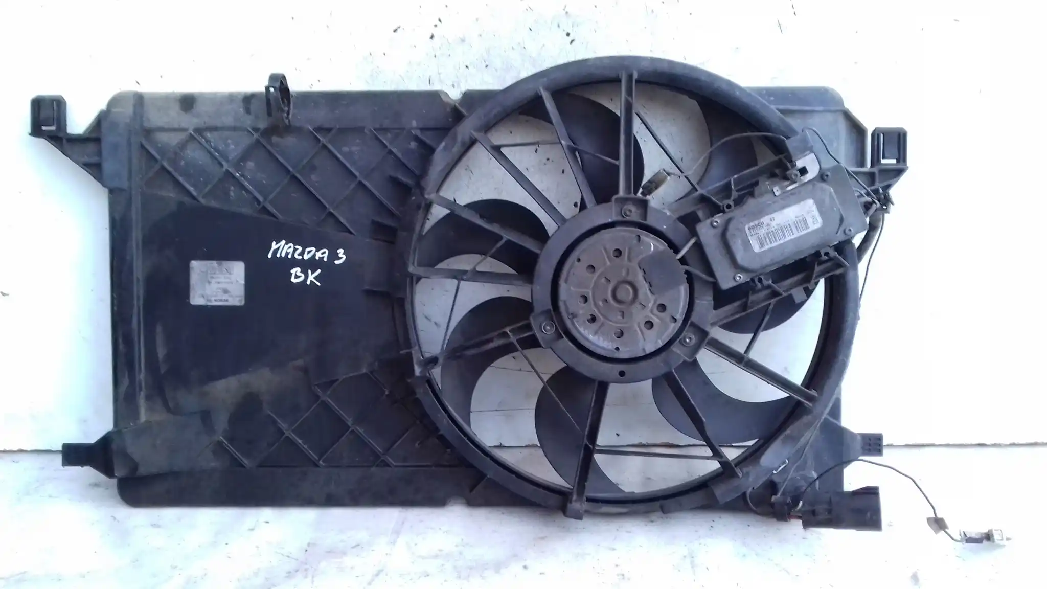 WENTYLATOR CHŁODNICY 0130303963 1137328148 MAZDA 3 BK 03-09 FORD VOLVO