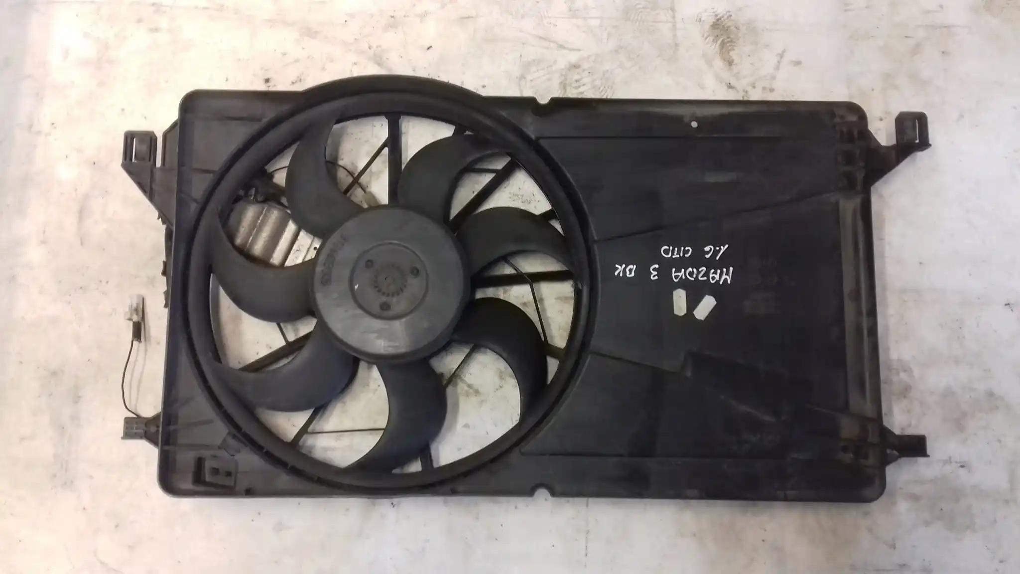 WENTYLATOR CHŁODNICY 0130303963 1137328148 MAZDA 3 BK 03-09 FORD VOLVO