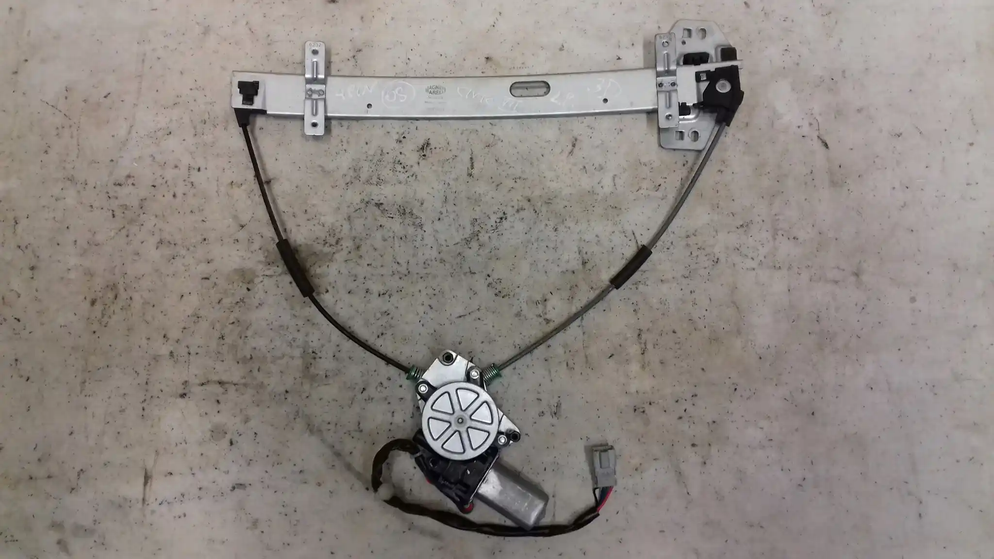 MECHANIZM SILNICZEK SZYBY LEWY PRZÓD 4 PIN HONDA CIVIC VII 3D HB 00-