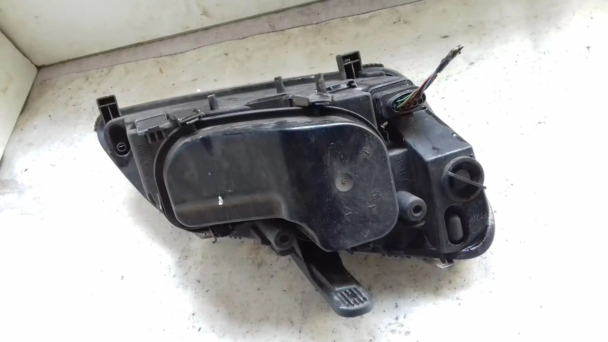 LAMPA LEWY PRZÓD PRZEDNIA FORD C-MAX MK1 03-06