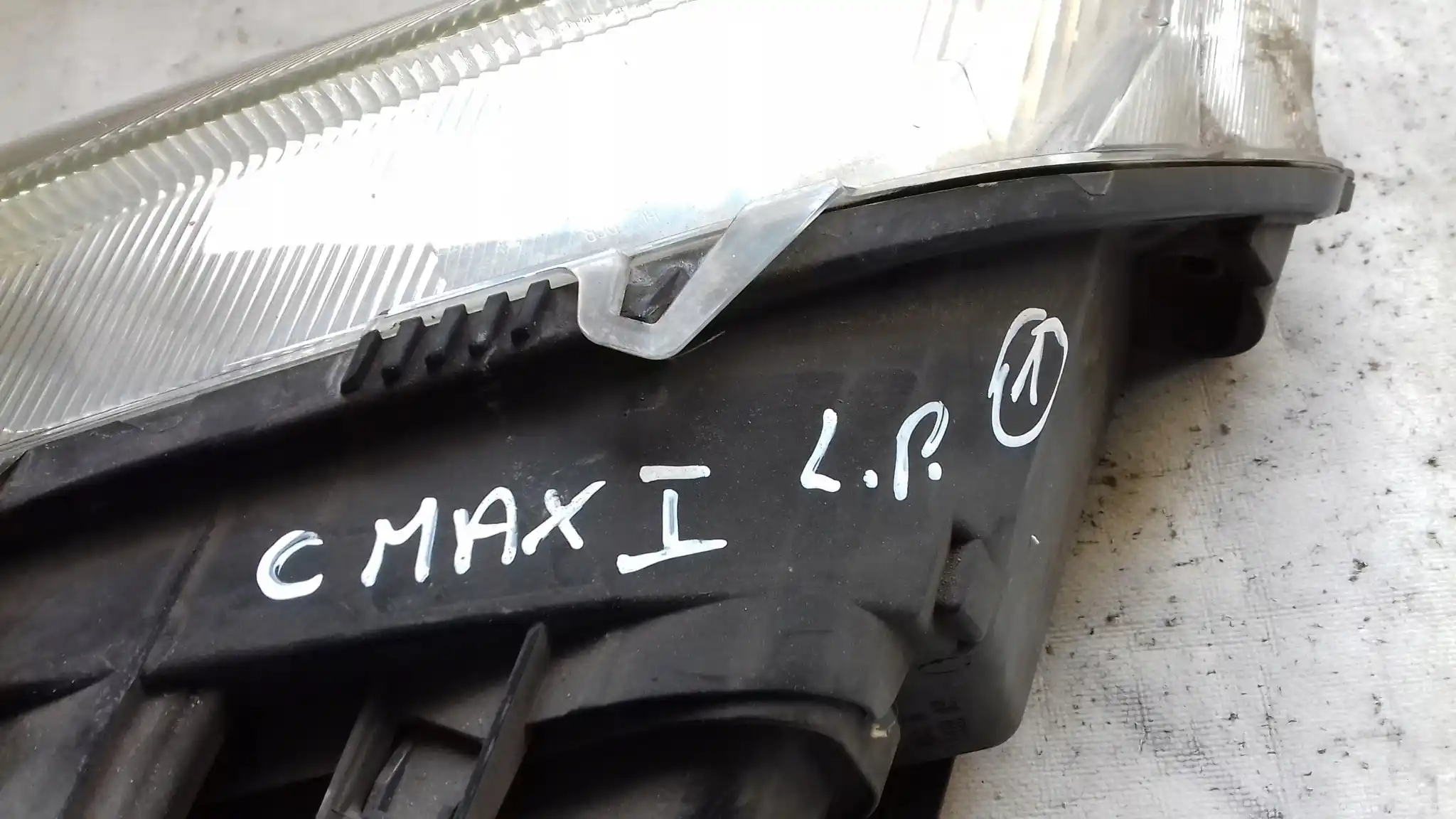 LAMPA LEWY PRZÓD PRZEDNIA FORD C-MAX MK1 03-06