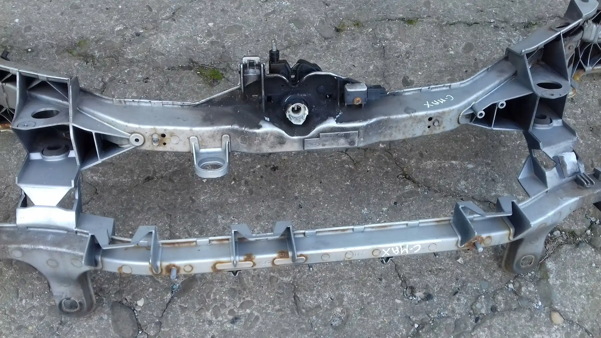 PAS PRZEDNI WZMOCNIENIE 3M518B04AU FORD C-MAX MK1 03- LAK.03