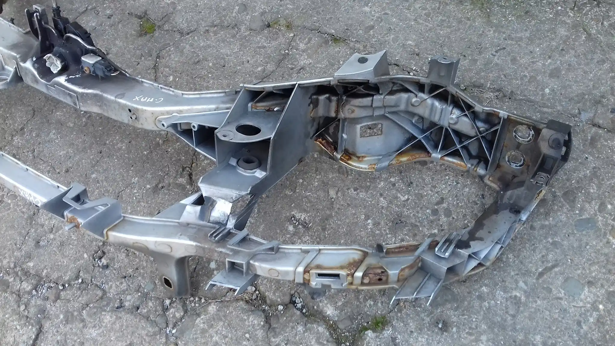 PAS PRZEDNI WZMOCNIENIE 3M518B04AU FORD C-MAX MK1 03- LAK.03