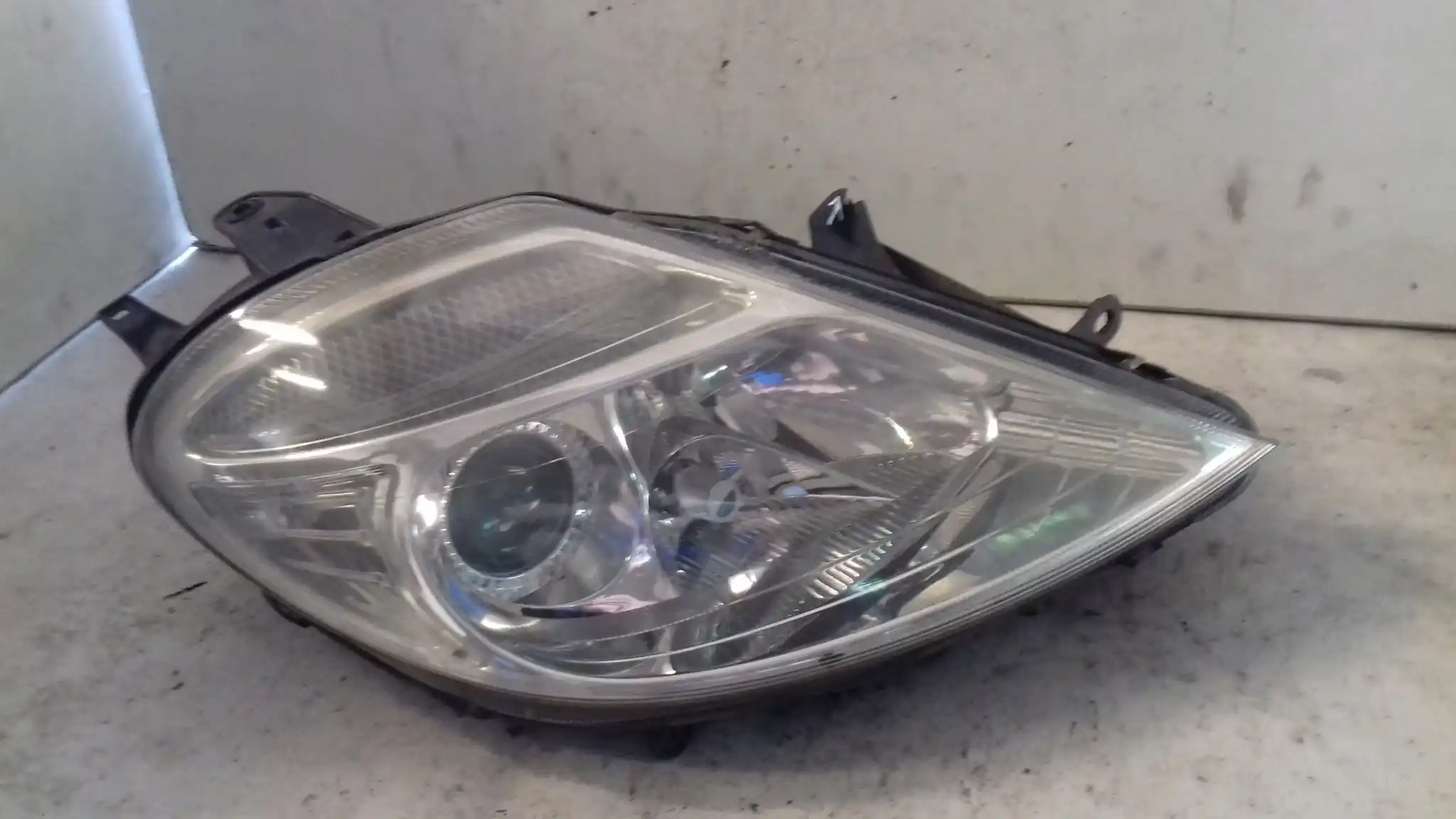 LAMPA PRAWY PRZÓD PRZEDNIA 1494315080 CITROEN C8 02-08