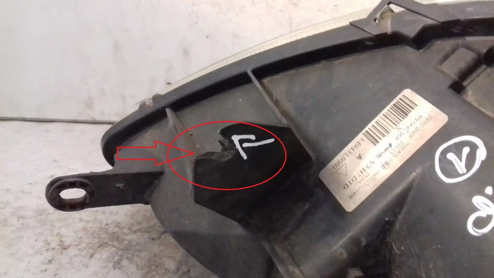 LAMPA PRAWY PRZÓD PRZEDNIA 1494315080 CITROEN C8 02-08