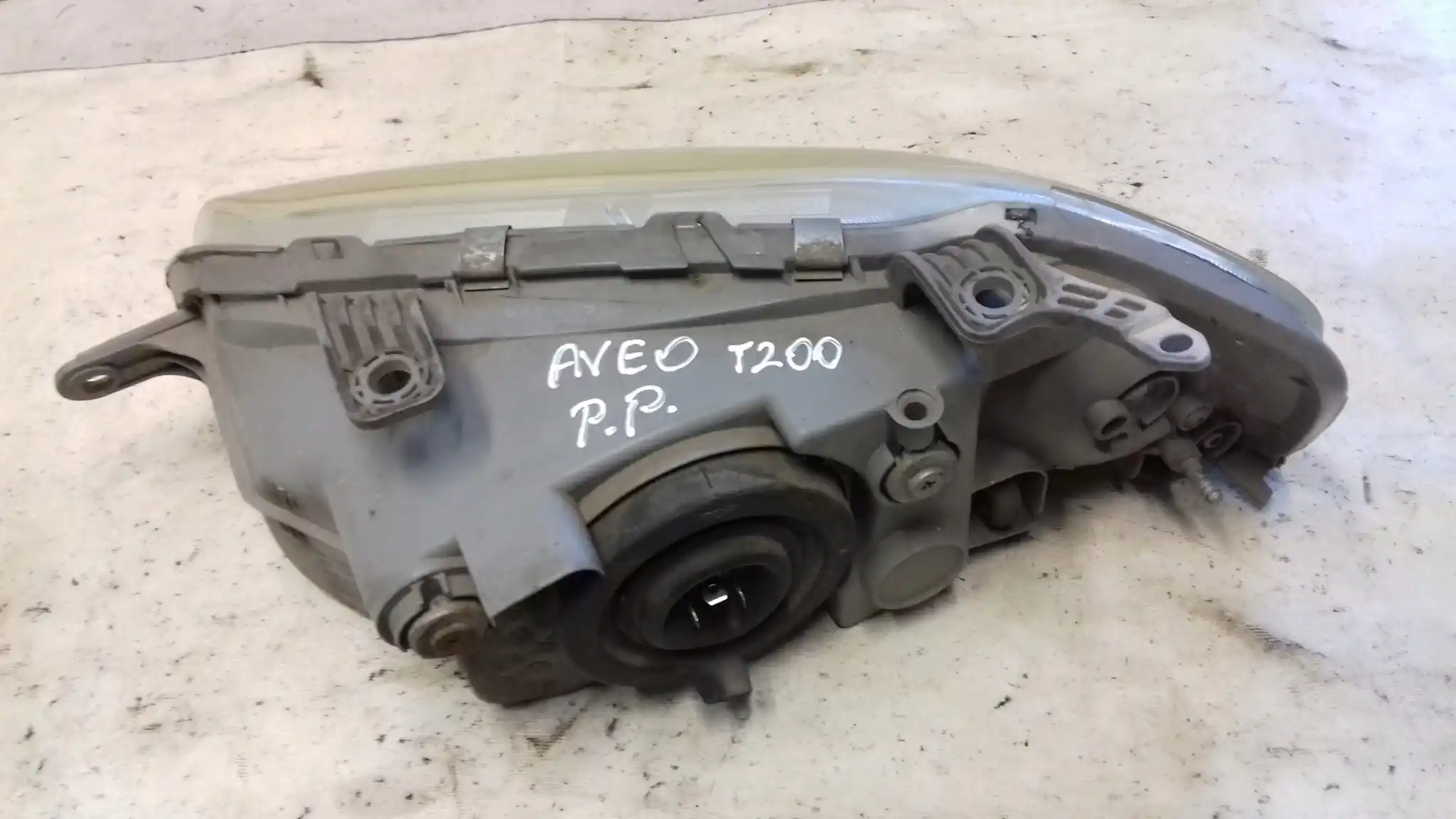 LAMPA PRAWY PRZÓD PRZEDNIA DEPO CHEVROLET AVEO I T200 03-