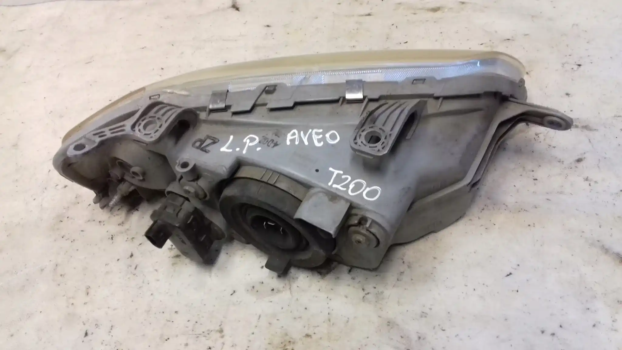 LAMPA LEWY PRZÓD PRZEDNIA CHEVROLET AVEO I T200 03-