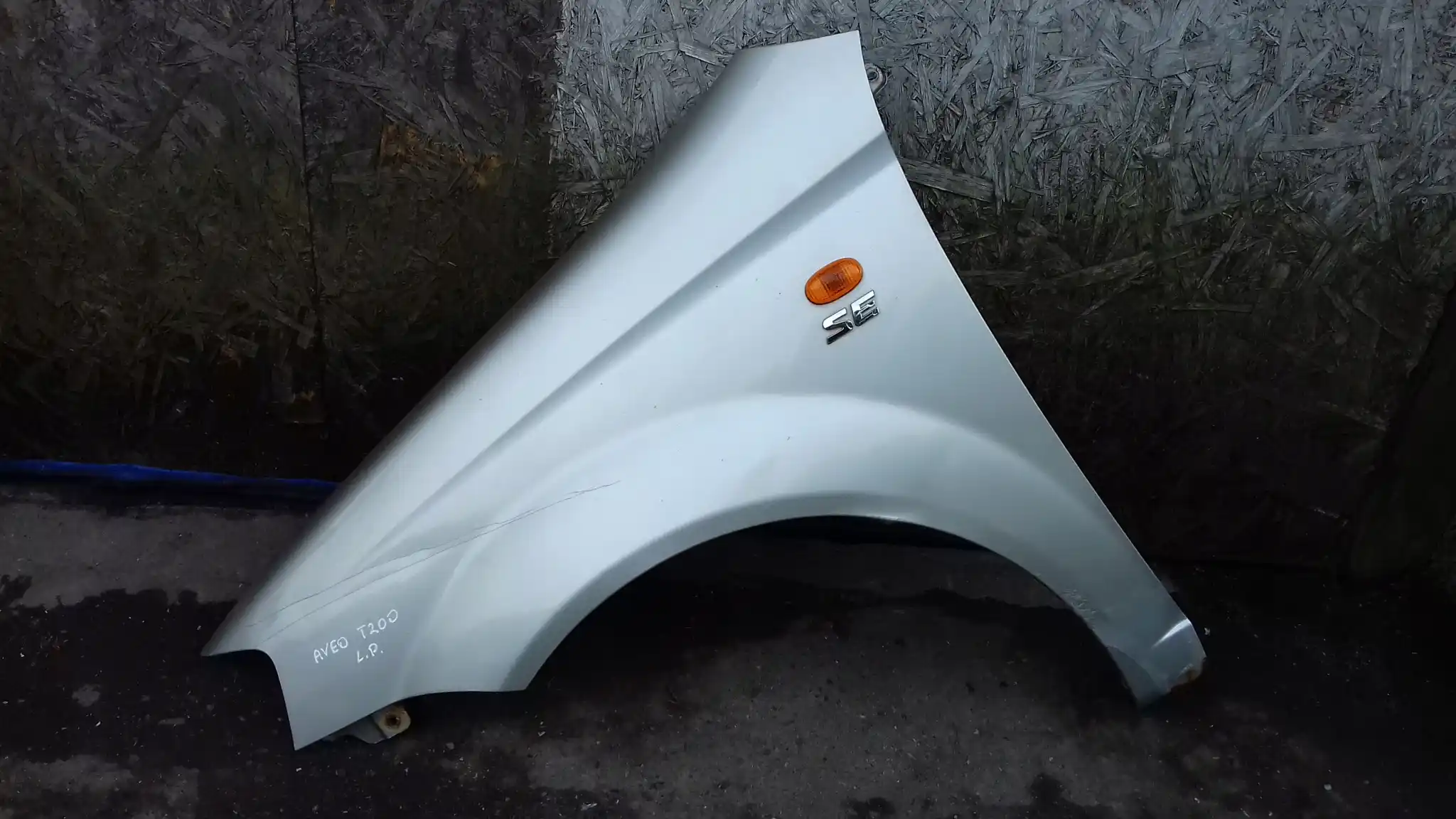 BŁOTNIK LEWY PRZÓD PRZEDNI CHEVROLET AVEO I T200 03-